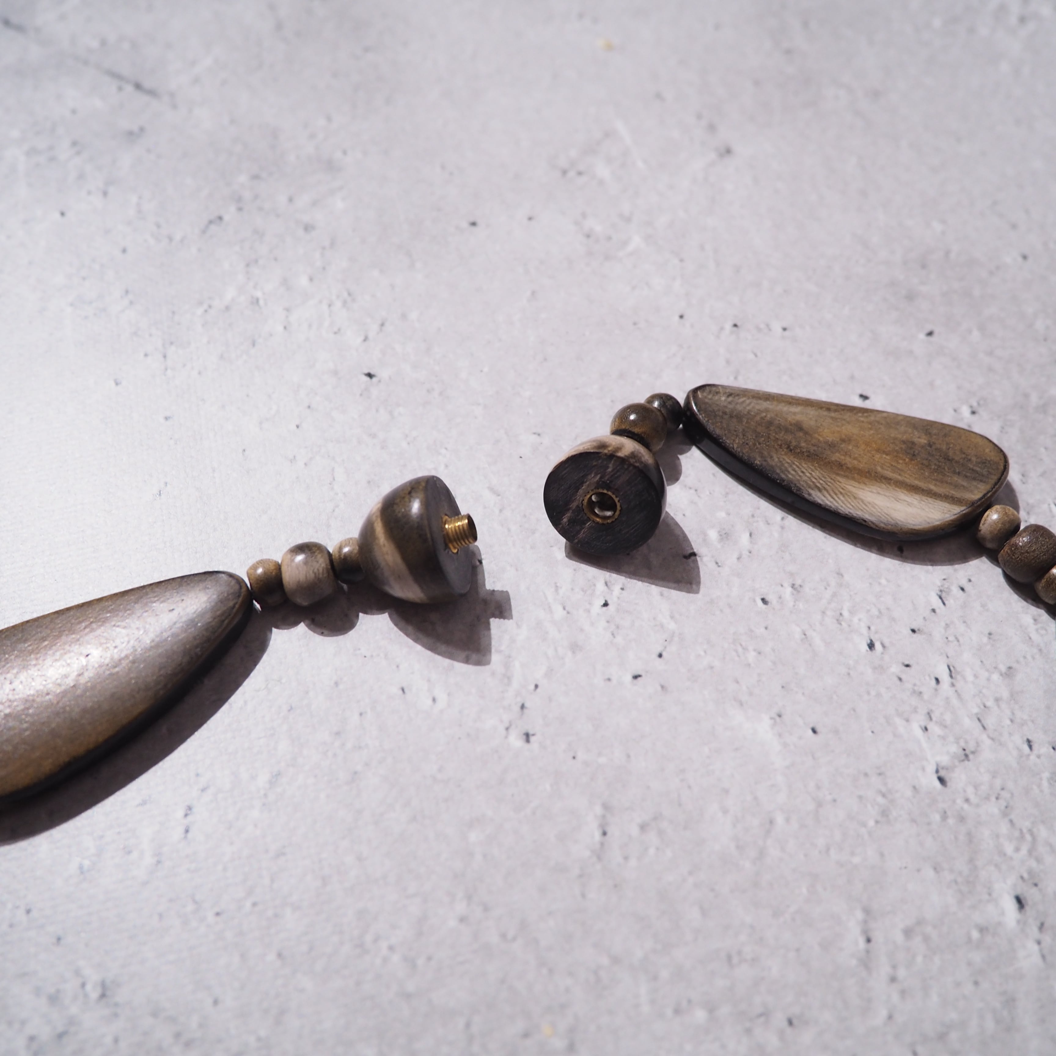" Unknown " Irregular Wood plate Combination necklace