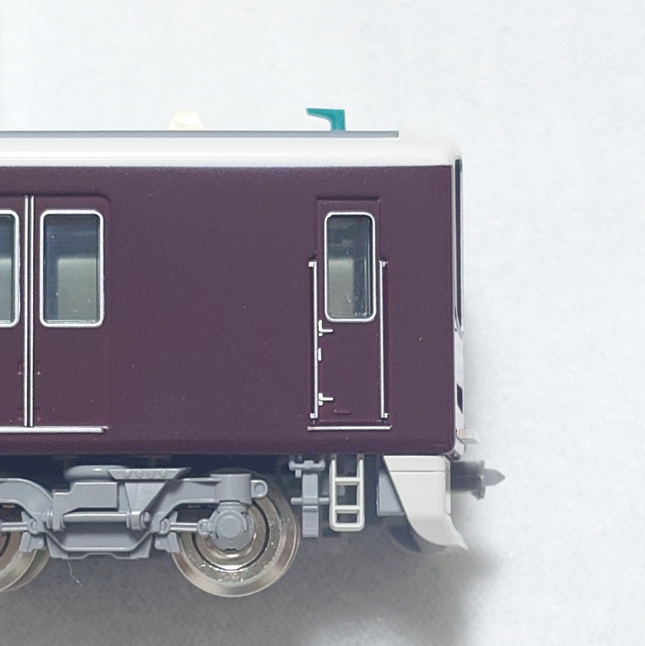 TOMIX 阪急新2000系」用車端部床下機器8両分 | Railroad Model R