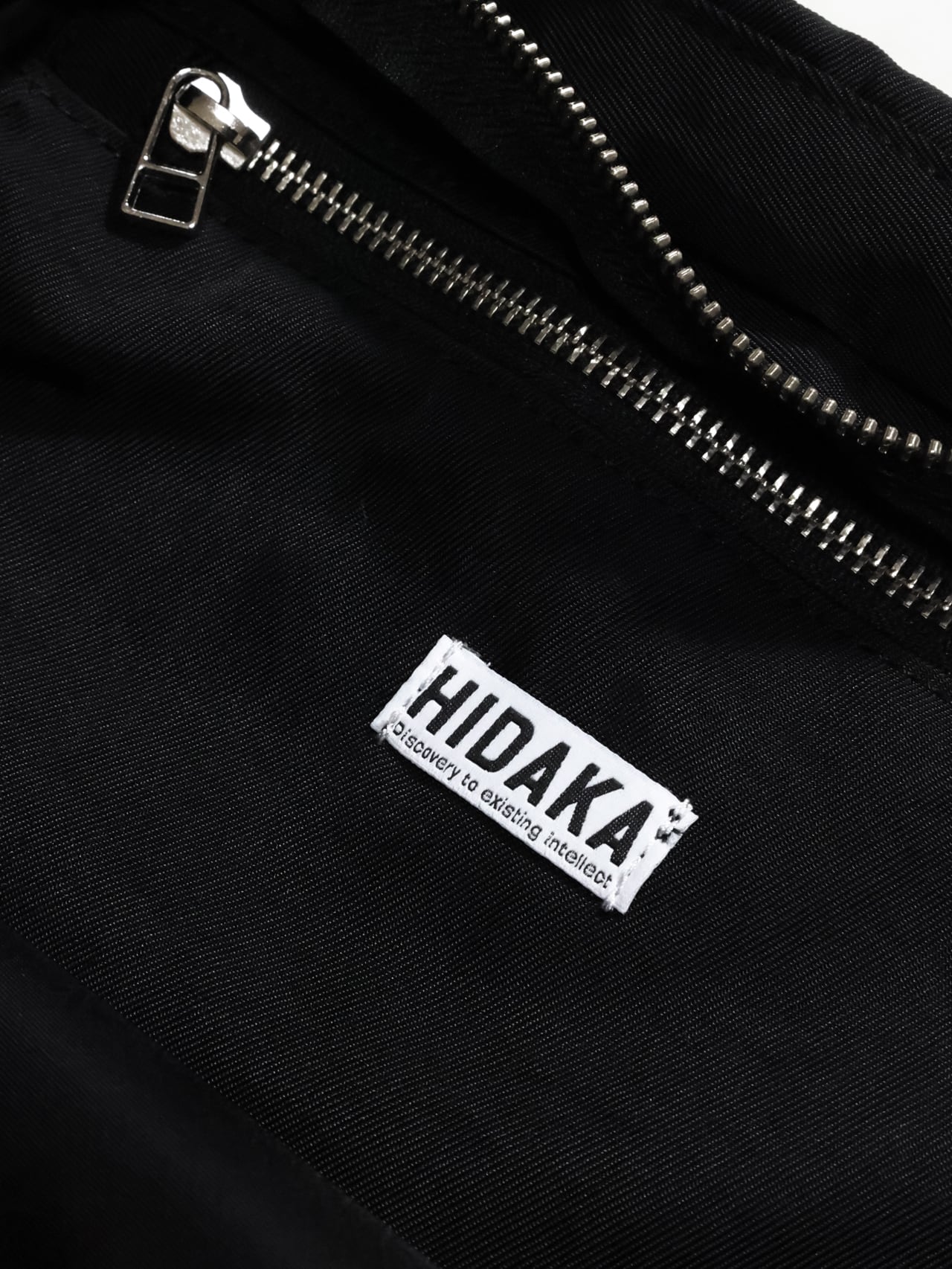 UNEEK BASEMNT - Discover independent style.