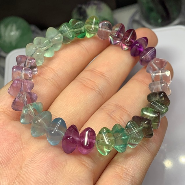 f81 グラデーションスクエアフローライトブレスレット