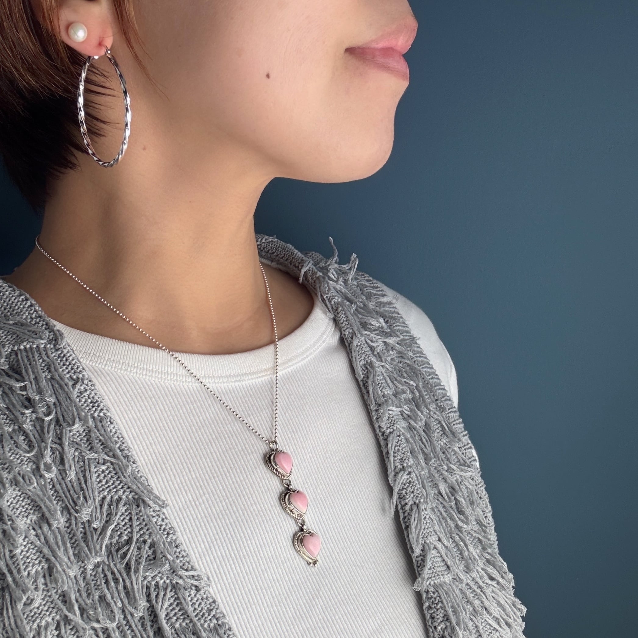 Indian Jewelry》 3連 ハート コンクシェル ペンダント ネックレス