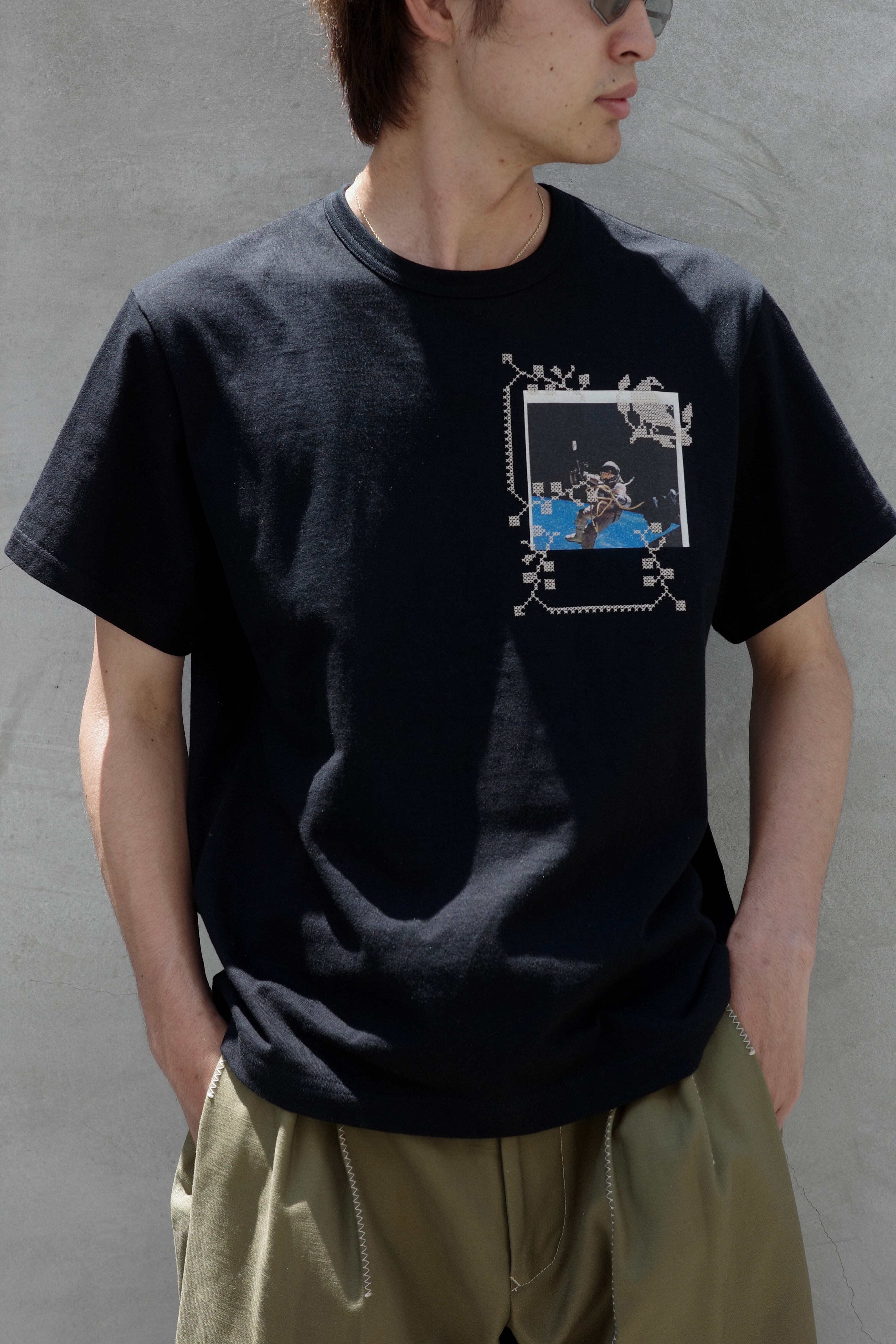 KHOKI 【Embroidery and print design T-shirt -Black-】