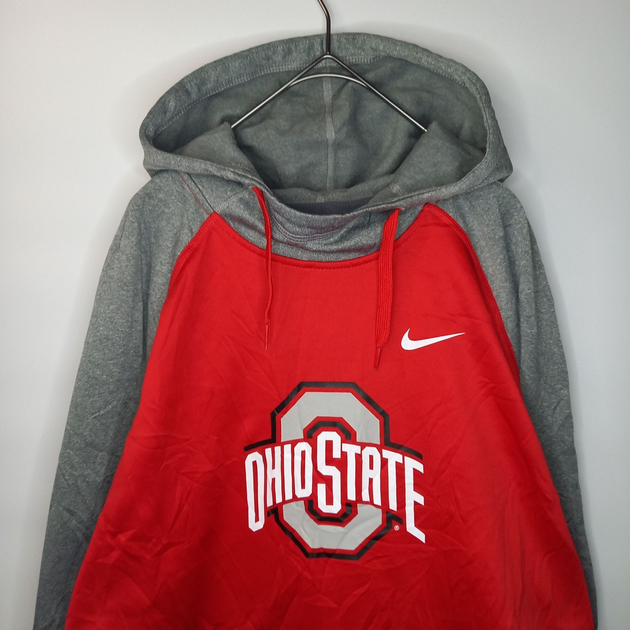 ナイキ　プルオーバー　スウェット　パーカー　サムホール　裏起毛　ビッグロゴ