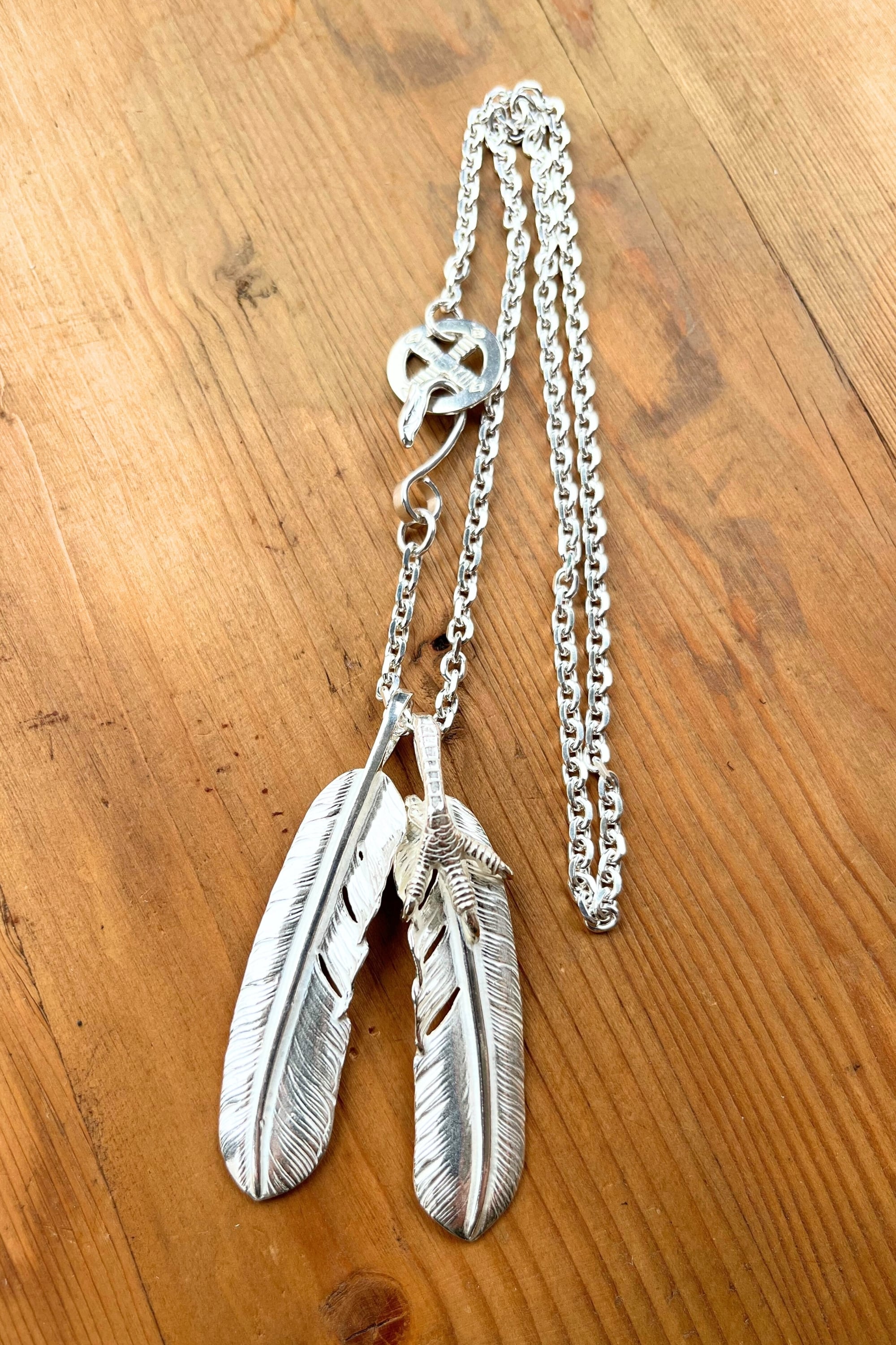 銀爪付き特大フェザー