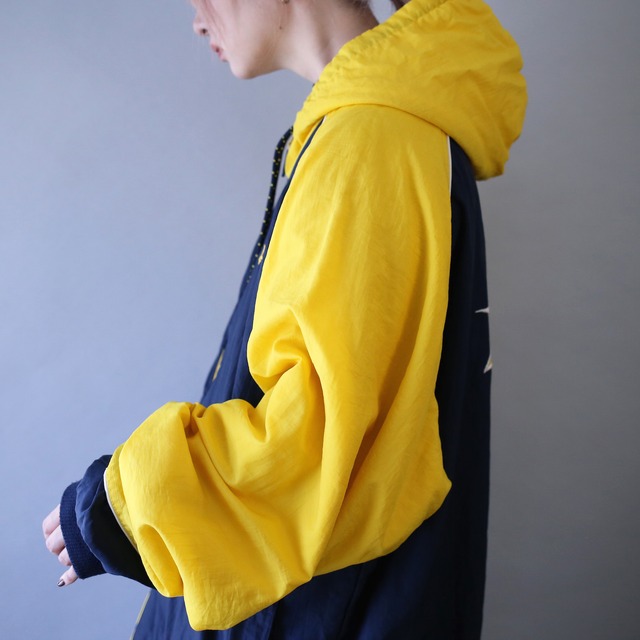 "Reebok" reversible over silhouette good coloring foodie blouson