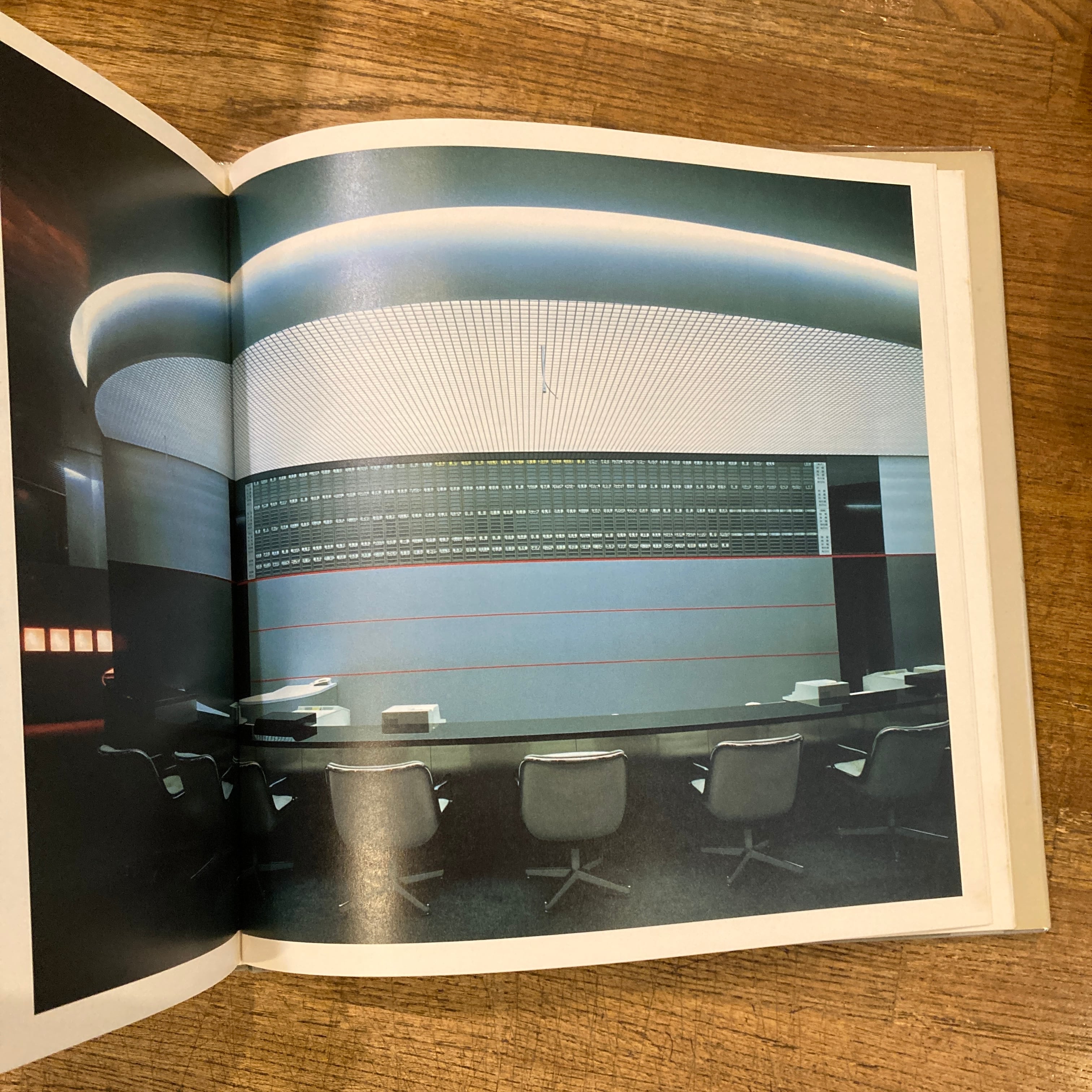 バウハウスとノールデザイン The Bauhaus A Japanese Perspective and