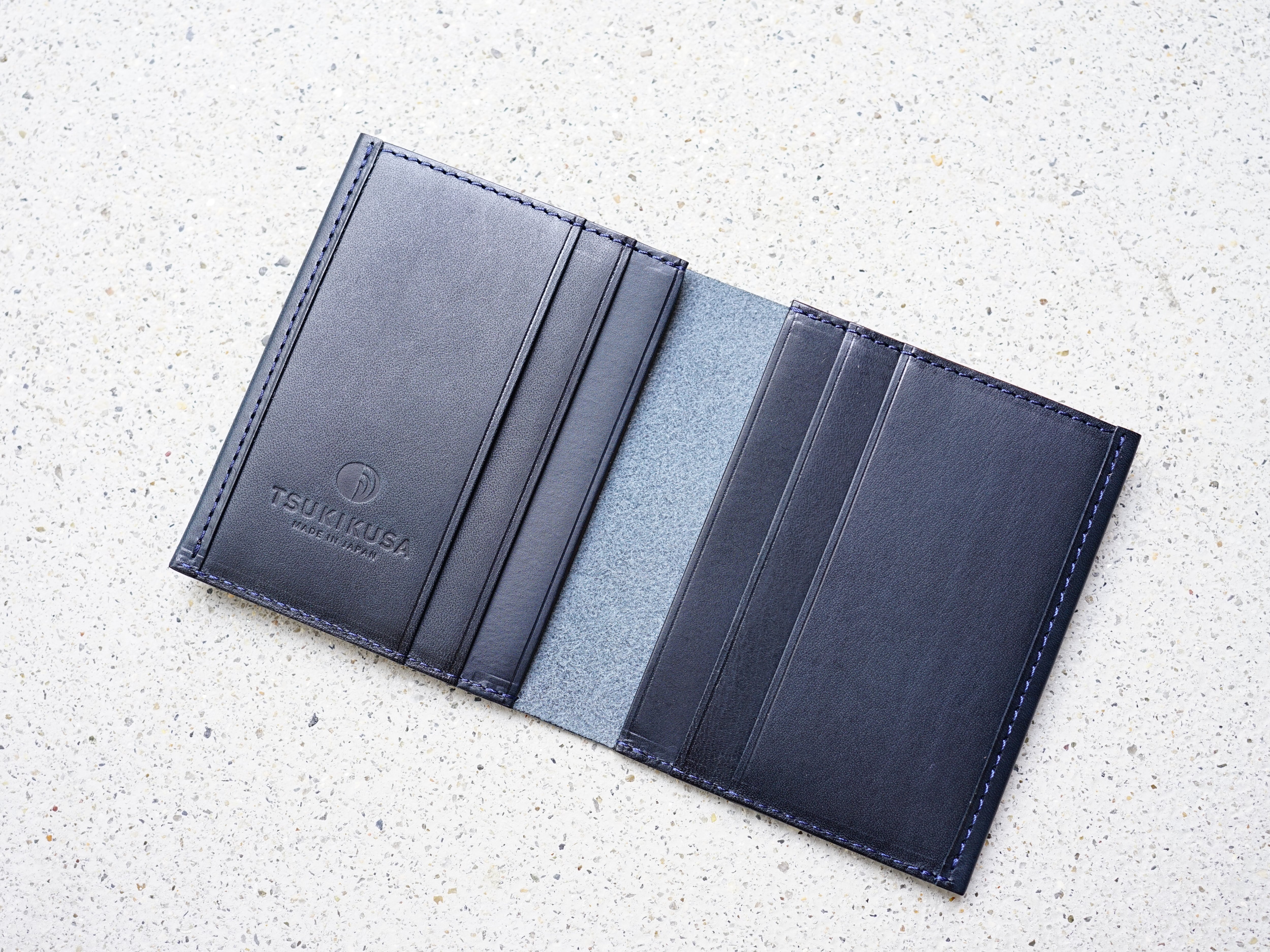 コンパクト二つ折り財布（小銭入れなし）【Aoi-card】 | TSUKIKUSA