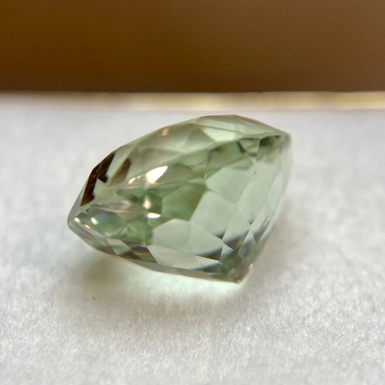クォーツ 15.541ct 淡グリーン 簡易ソーティング付き No.129