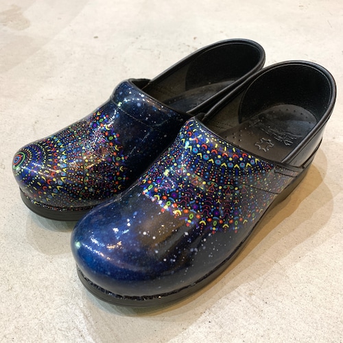 dansko プロフェッショナル クロッグ コンフォートシューズ 柄 サイズ39