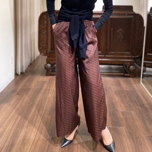 geometric gather pants brown