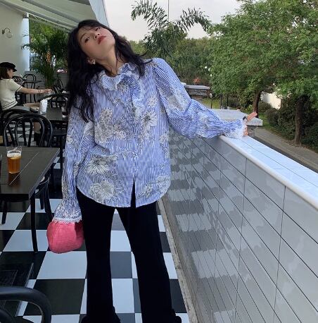 春夏コーデ❤️シャツ　パフスリーブ　レディース　トップス　ブラウス　長袖　レース