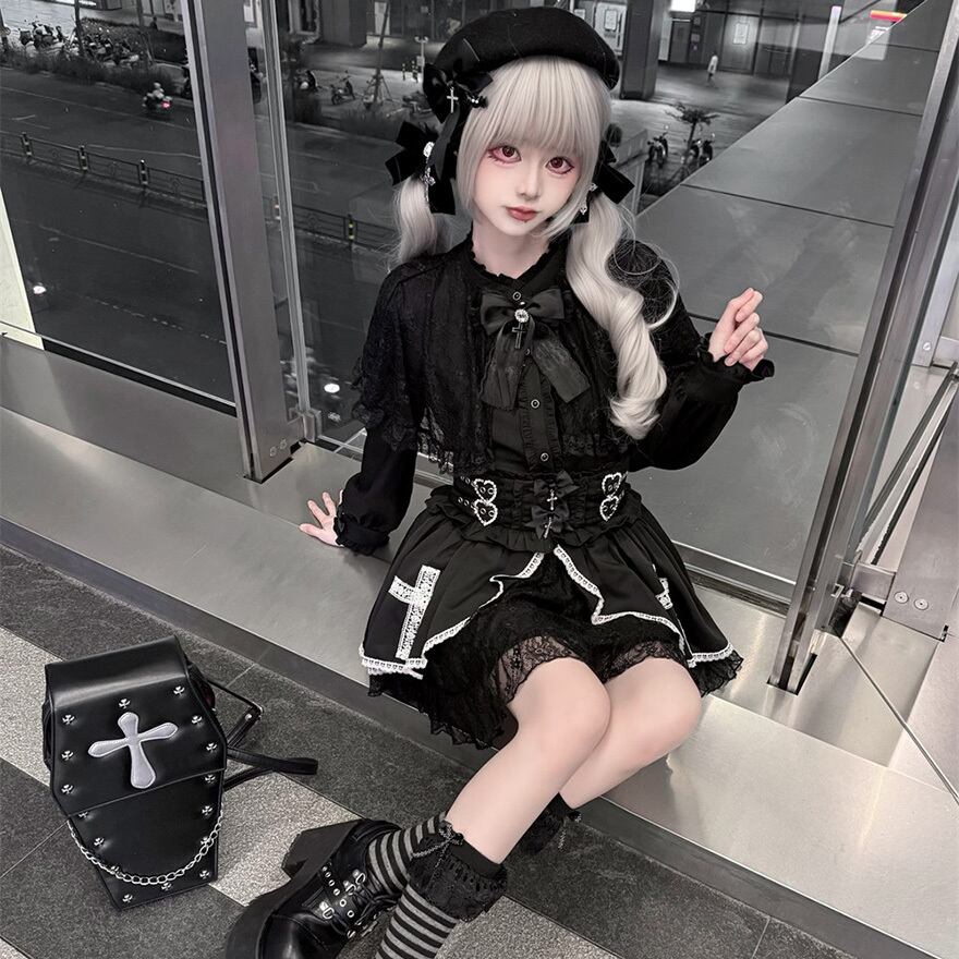 ゴスロリ ブラウス フリルケープ×リボン装飾 白黒配色 クラシカル