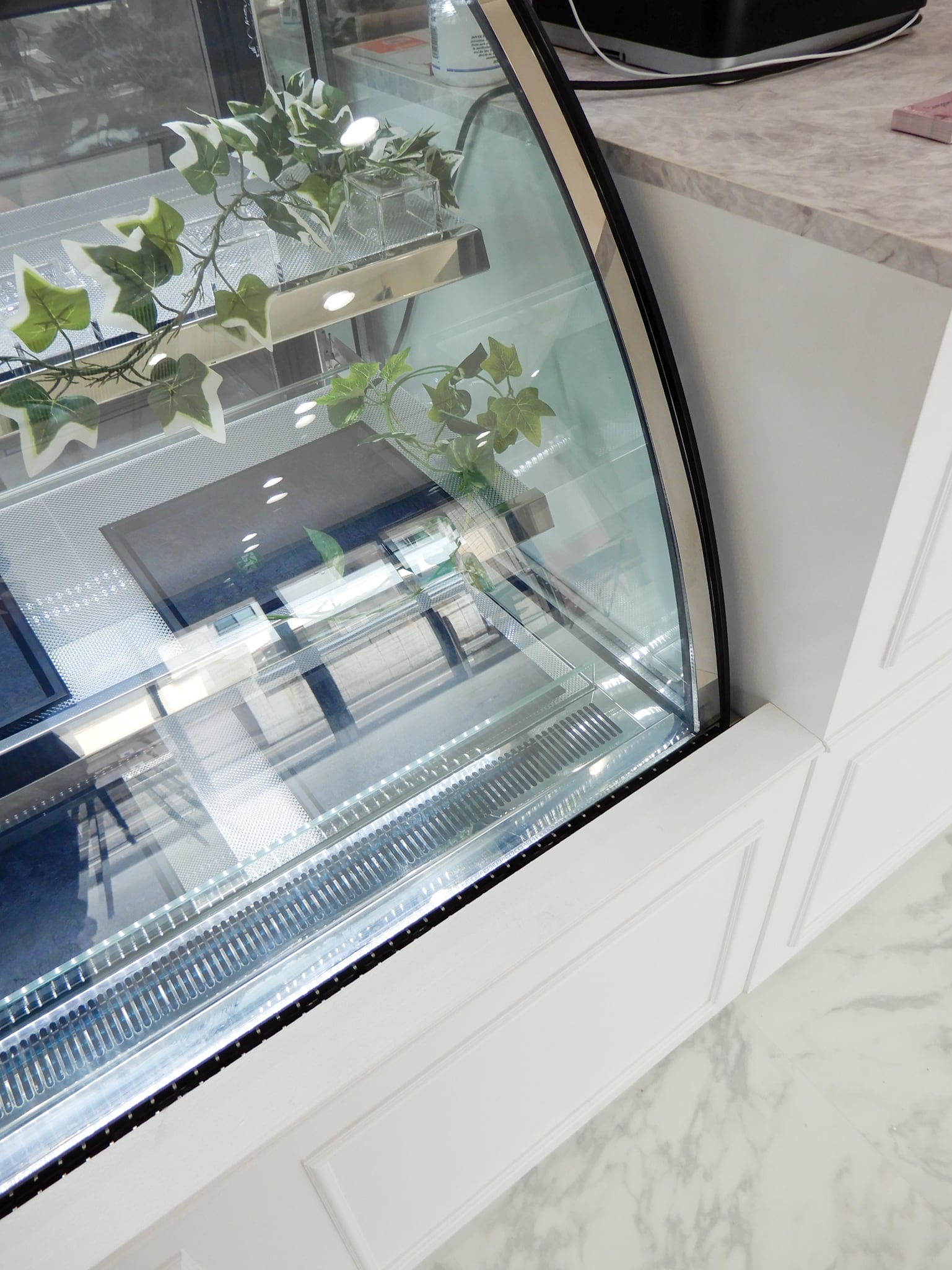 ケーキ屋さん向けショーケースカウンター59 （ブルー・オーダーメイド