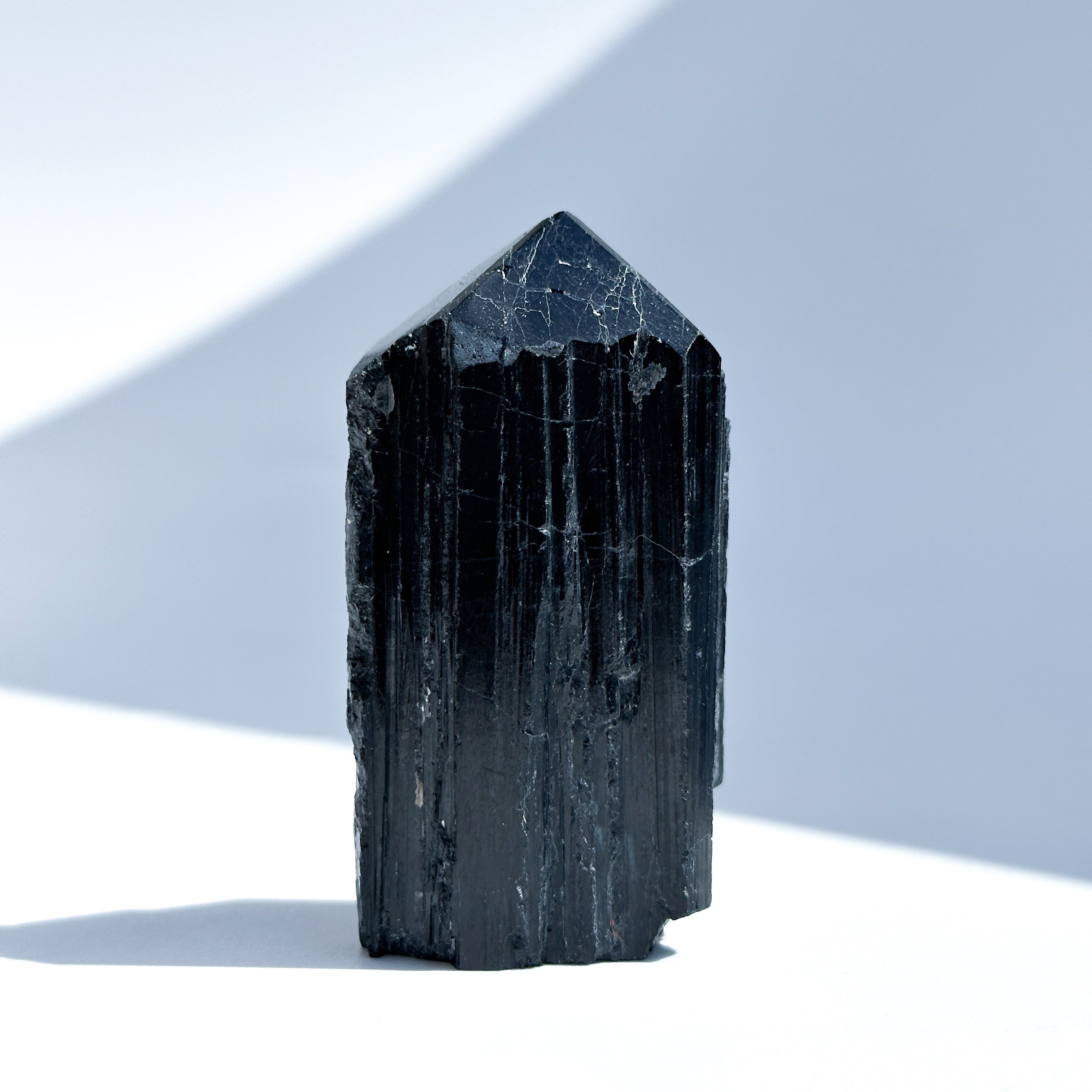 ブラックトルマリン 台座付き ブラックトルマリン 原石 置物 497.5g 台座付き | パワーストーン通販