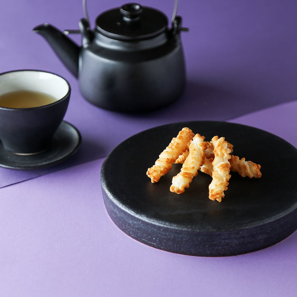 国産 やわらか揚げ餅（塩） | 髙砂製菓 ONLINE STORE