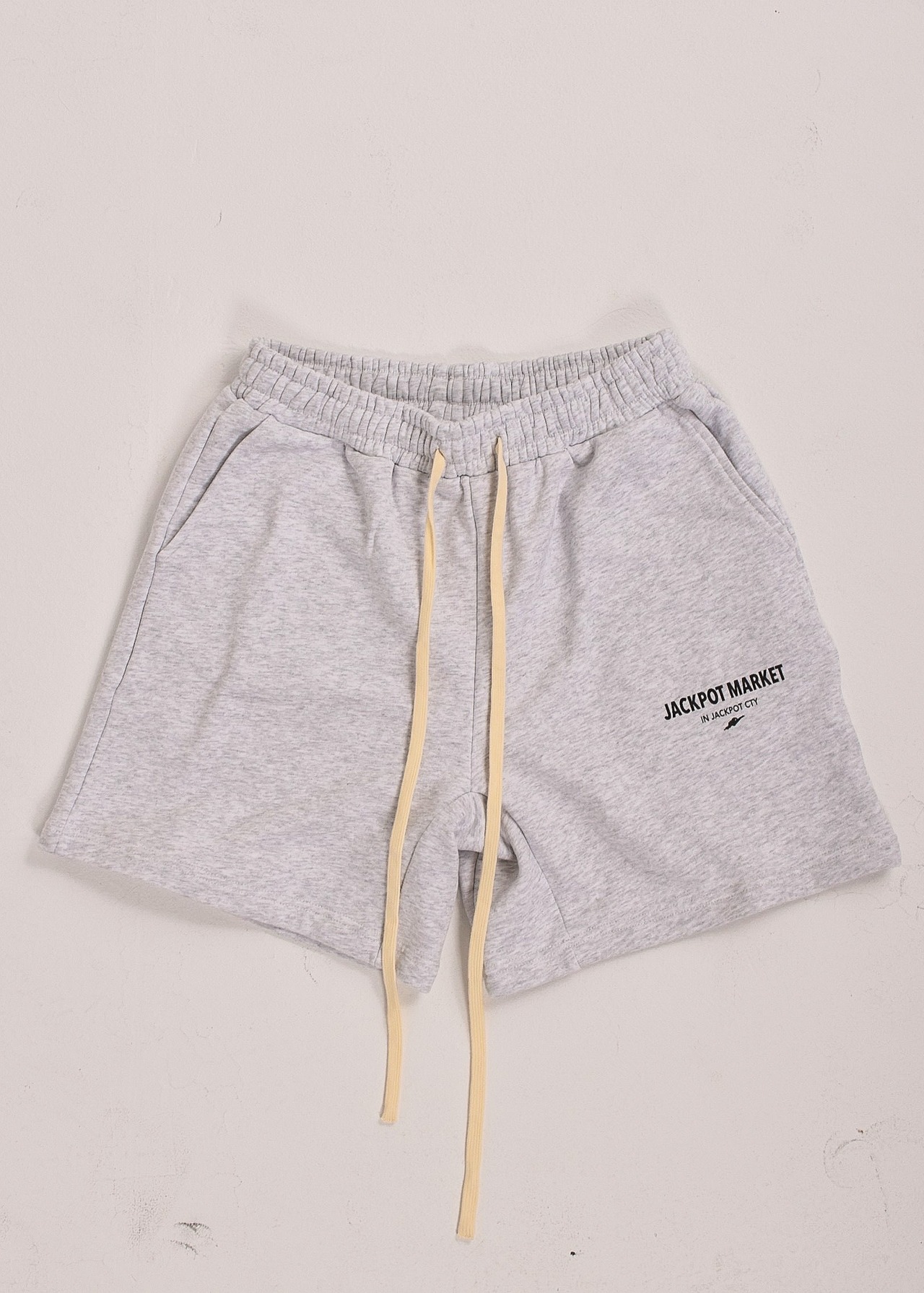 スウェットショーツ　アッシュグレー