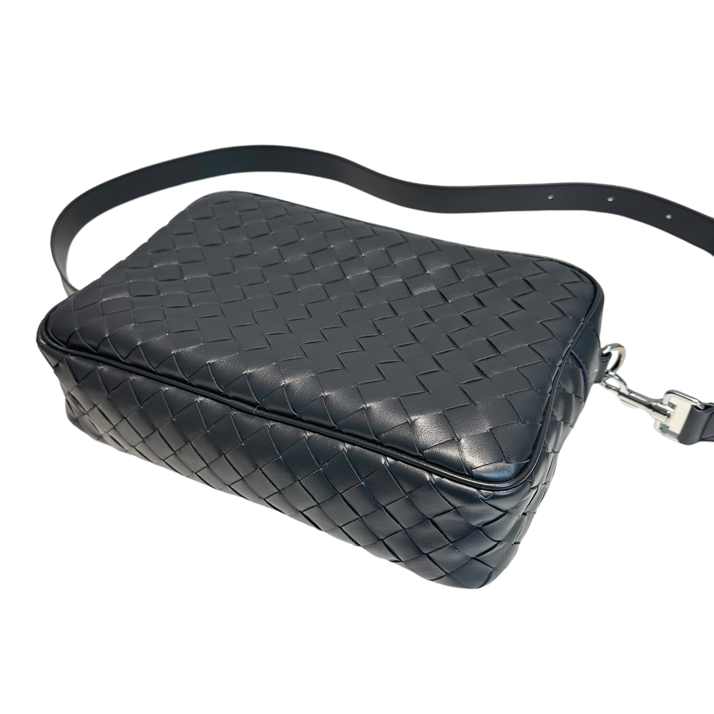 Bottega Veneta ボッテガ・ヴェネタ イントレチャート カメラバッグ