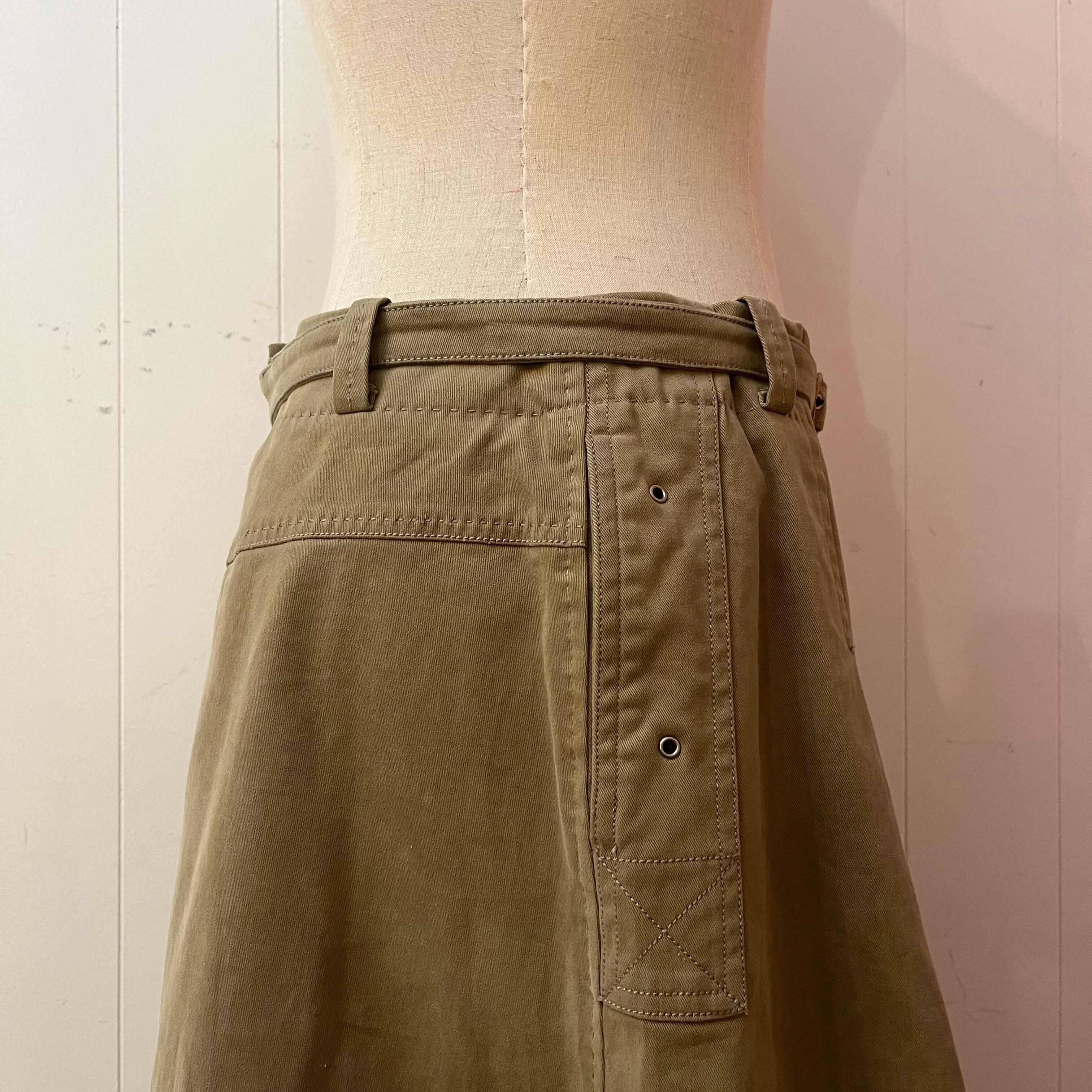 Max Mara / khaki tuck flare skirt