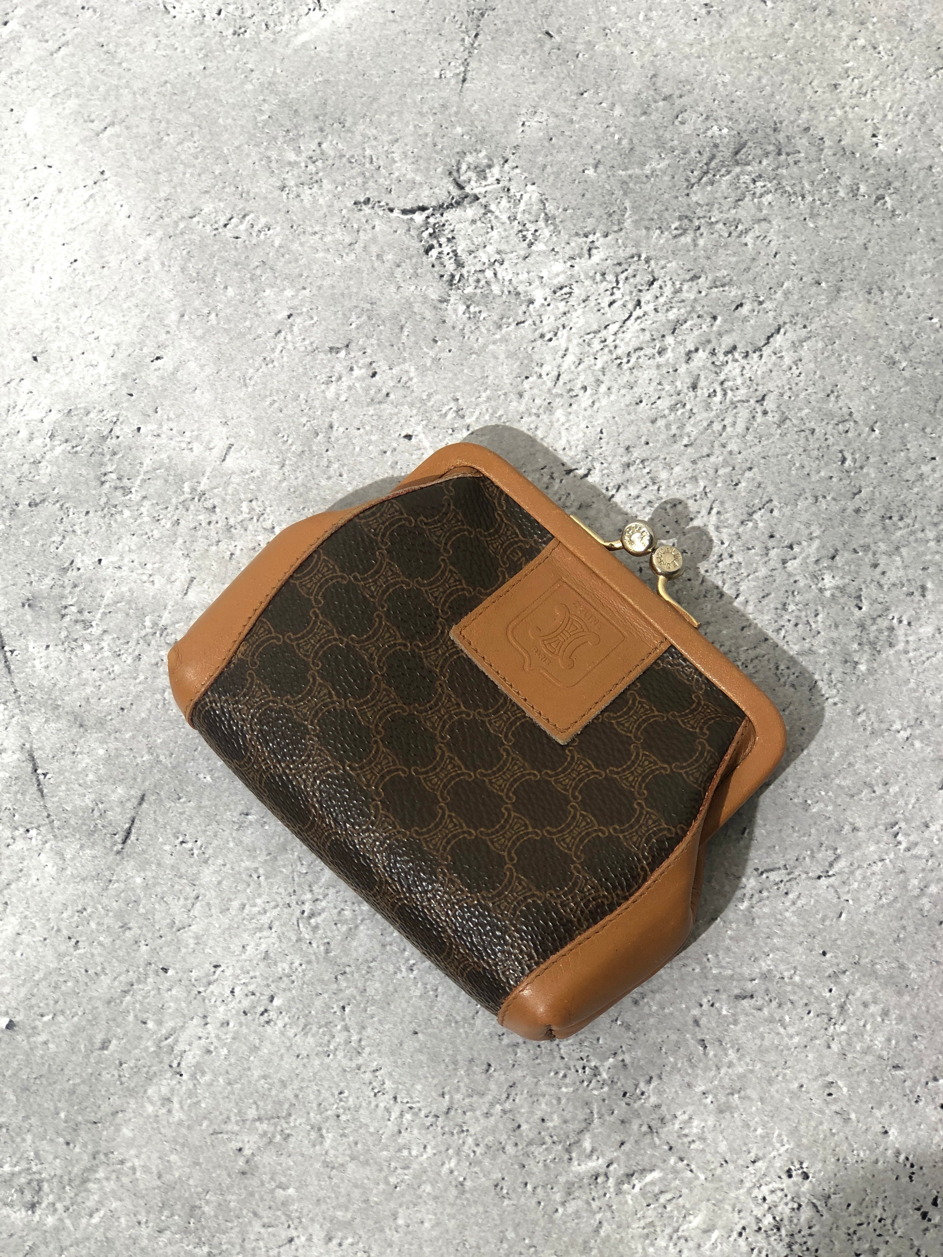 CELINE セリーヌ マカダム 財布 ブラウン ブラゾン型押し PVCレザー