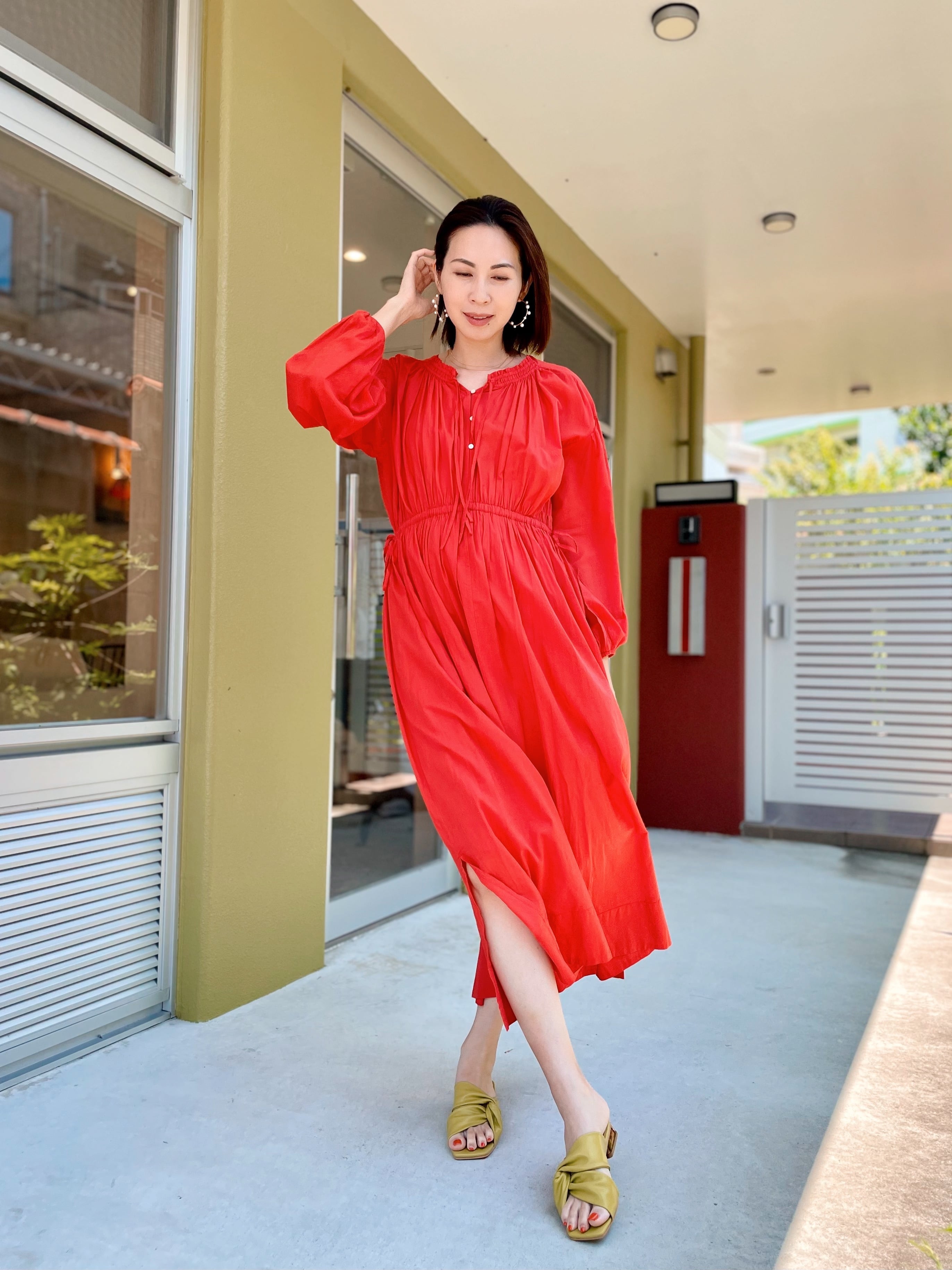 ドロストギャザーワンピース / レッド | at okinawa