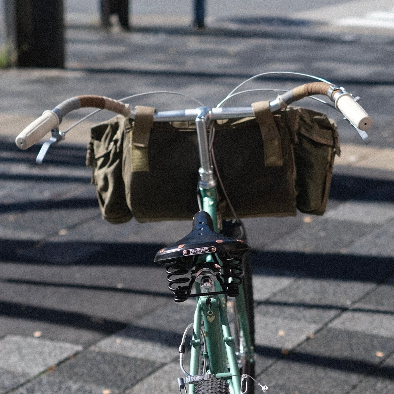 CRUST BIKES】RON'S ORTHO BAR (POLISH) | Humhumhug Online Shop