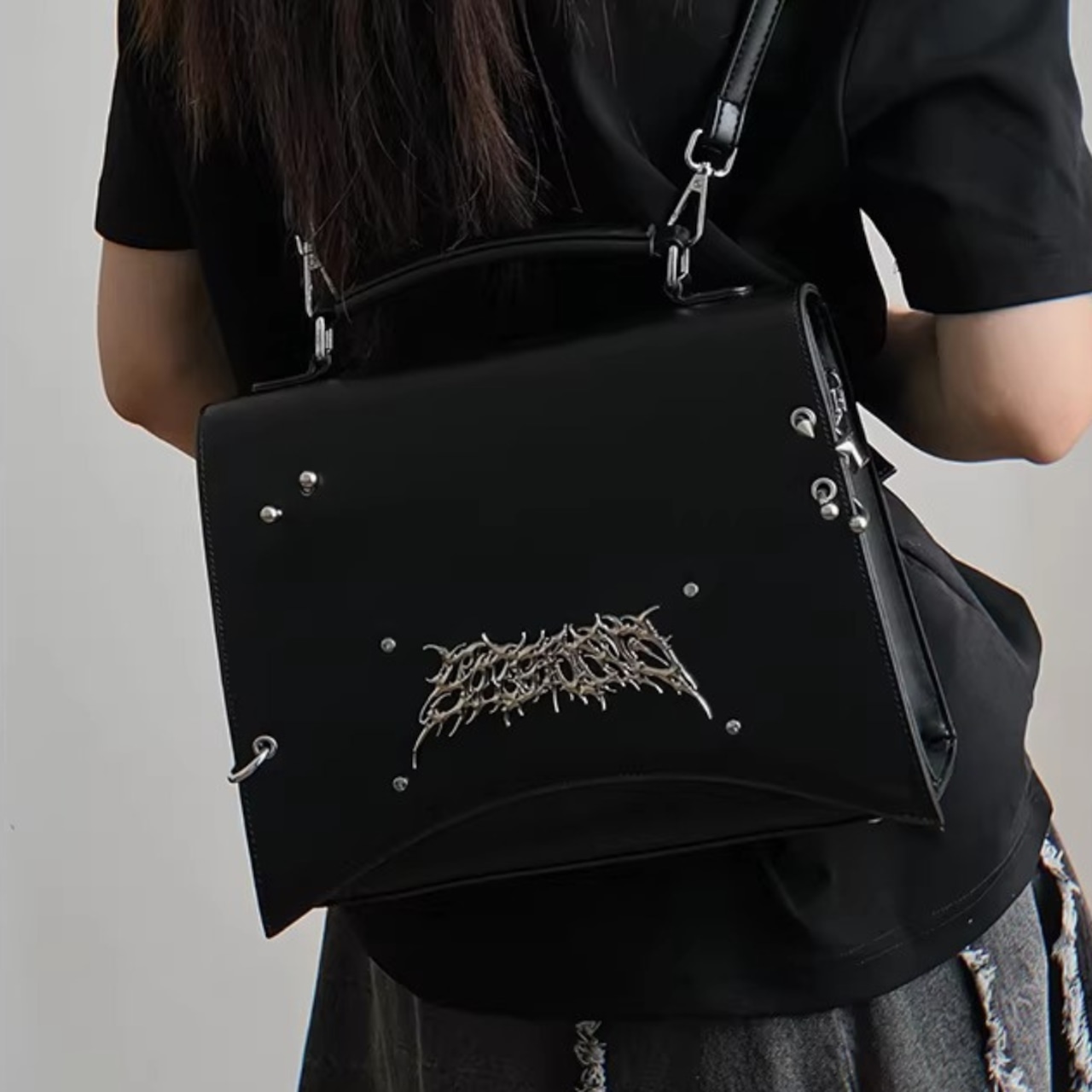 Backpack, Dark Punk Studded Thorn Design Student School Bag (ME291)