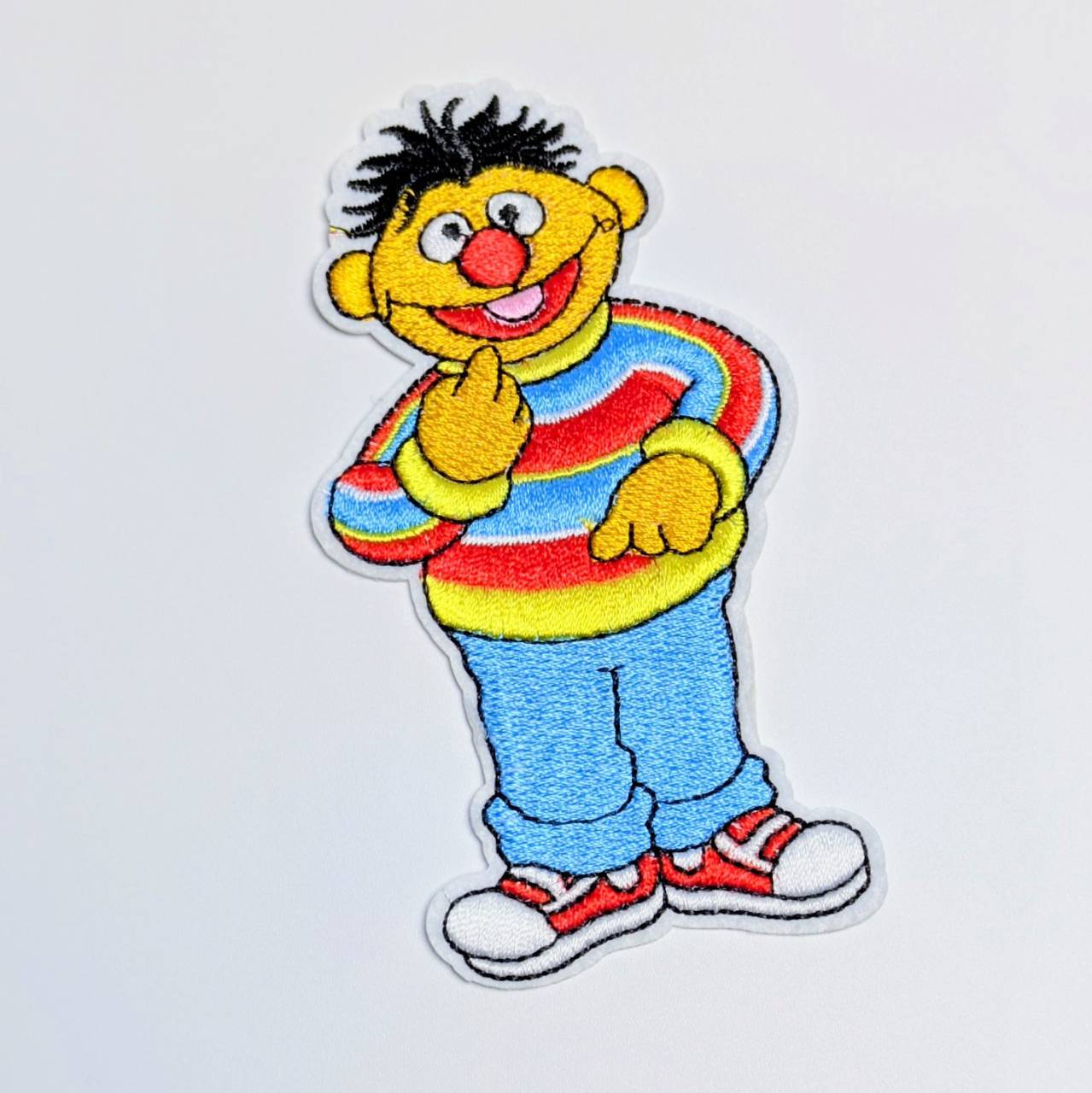 送料無料！ ★刺繍アイロンワッペン★【 Sesame Street ( セサミストリート ) 】 アーニー〚アメリカン雑貨 アメトイ〛