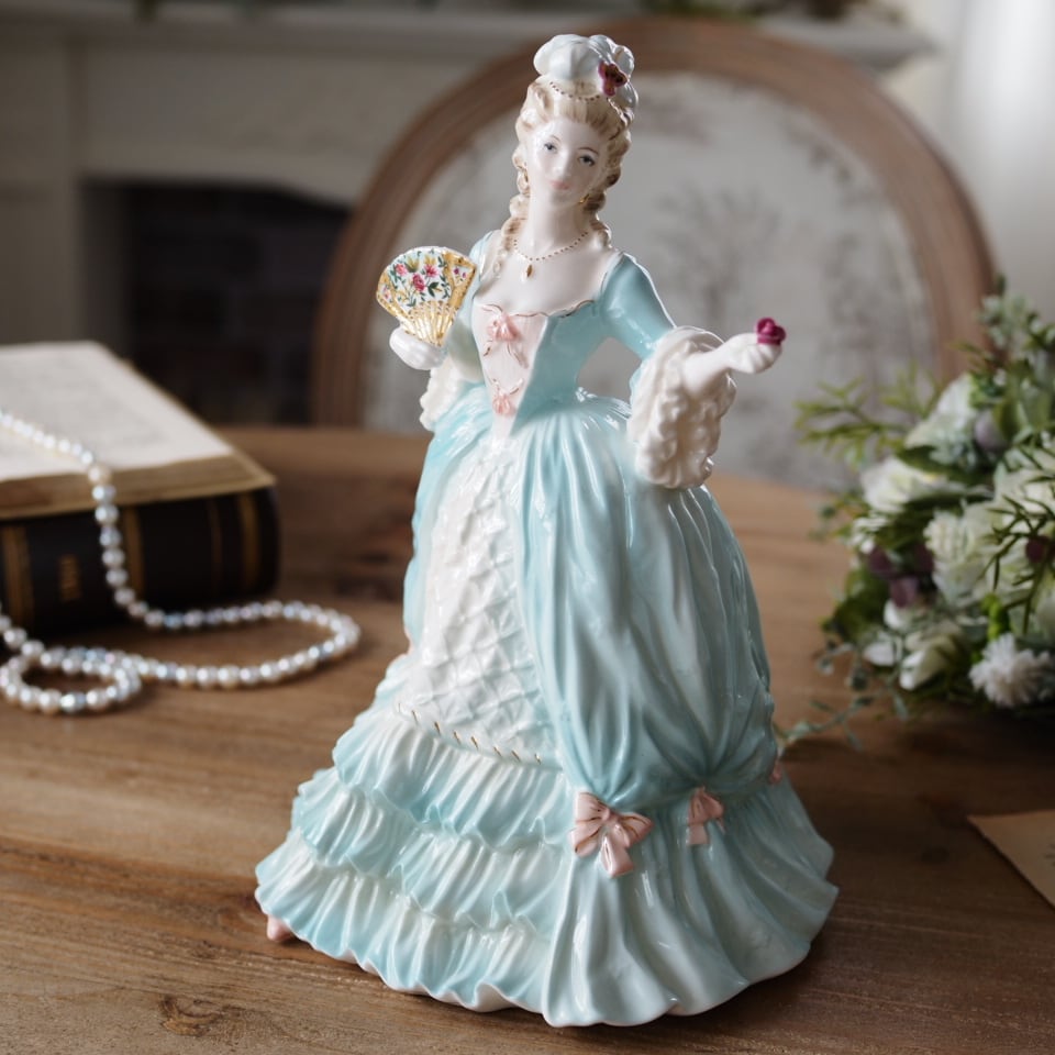 英国コールポートCoalport マリーアントワネット 限定フィギュ 英国コールポートCoalport マリーアントワネット 限定フィギュ