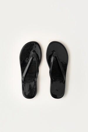 [NOTHING WRITTEN] Glossy leather sandals (Piano black) 正規品 韓国ブランド 韓国通販 韓国代行 韓国ファッション ナッシングリトゥン 日本 店舗