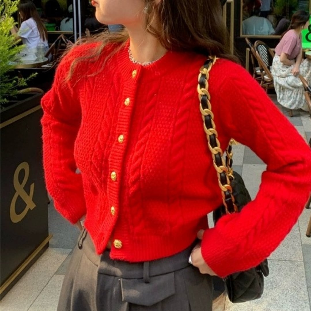 ケーブルニットカーディガン