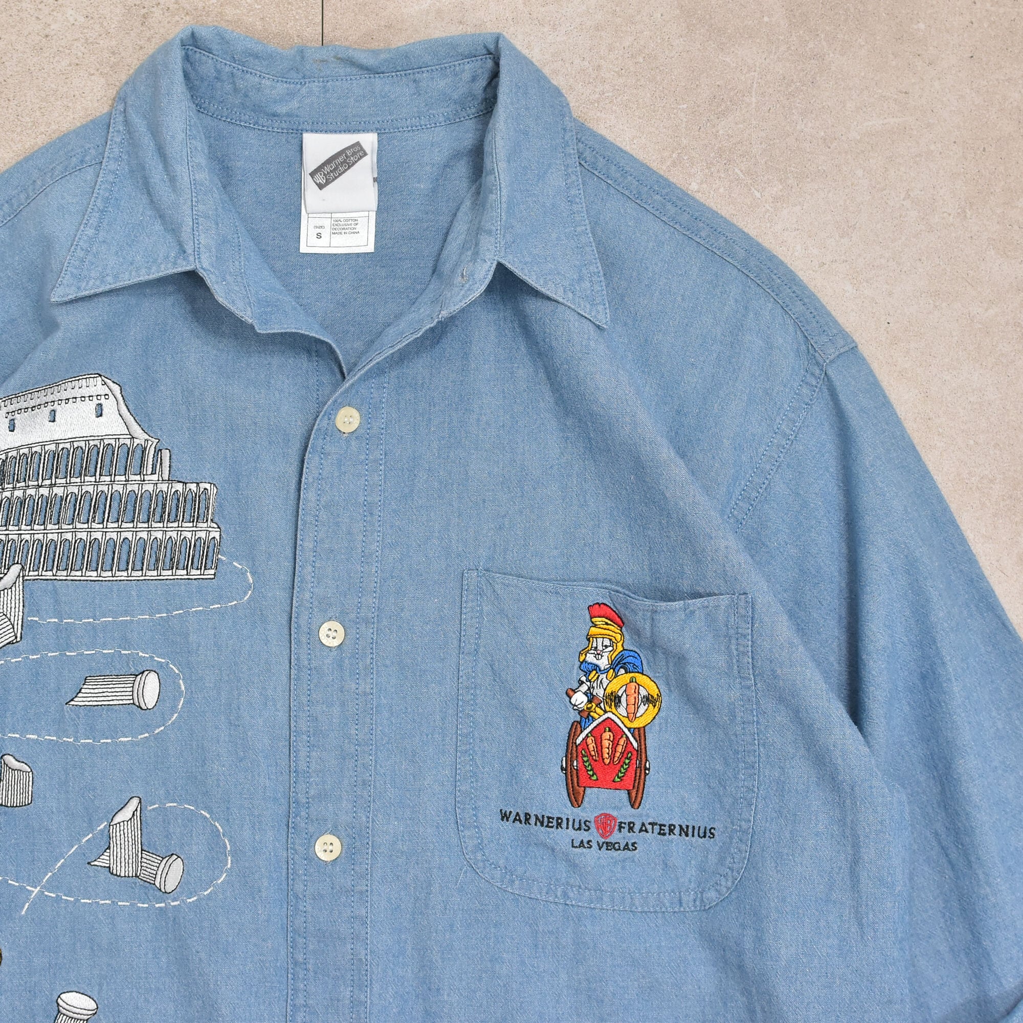 90s LOONEY TUNES Bugs Bunny embroidery chambray shirt | 古着屋 90s LOONEY TUNES Bugs Bunny embroidery chambray shirt | 古着屋