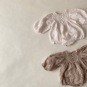 ロンパース 長袖 刺繍 ベビー パフスリーブ 春 夏 秋 冬 赤ちゃん 花柄 レトロ 子供服 キッズ 韓国 韓国子供服 出産祝い 女の子 女児 人気 おすすめ かわいい 可愛い おしゃれ オシャレ プレゼント 贈り物 ギフト 誕生日 バースデー お出かけ 旅行 60 70 80 90 0歳 1歳 2歳