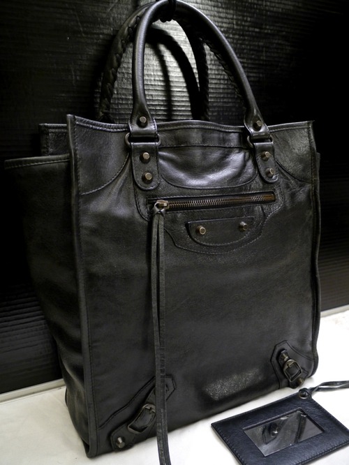 超レア◆BALENCIAGA バレンシアガ THE CABAS ザ・カバ A4対応 ビジネス可 レザー トート バッグ 黒◆ 使い勝手も抜群のA4対応！縦型トート♪