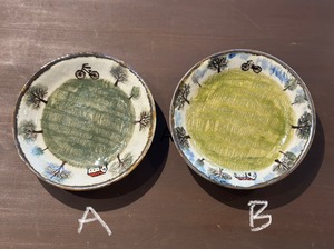 西美紀　|【草原と自転車】小皿　網目水彩タッチ　磁器シリーズ