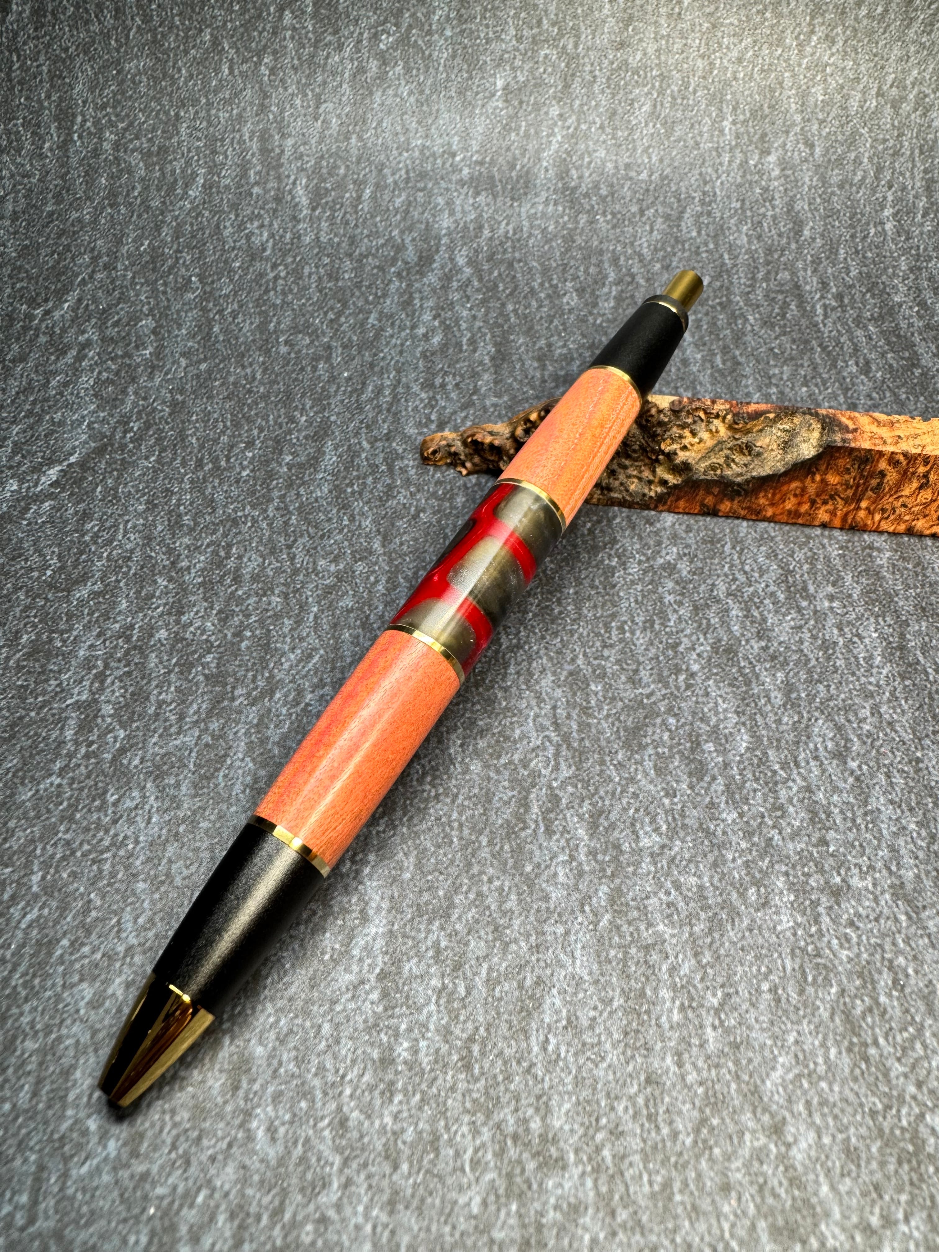 【あけぼの工房】チューリップウッド 特濃（Flambergコラボ／シャーペン） あけぼの工房】チューリップウッド 特濃（Flambergコラボ／シャーペン）