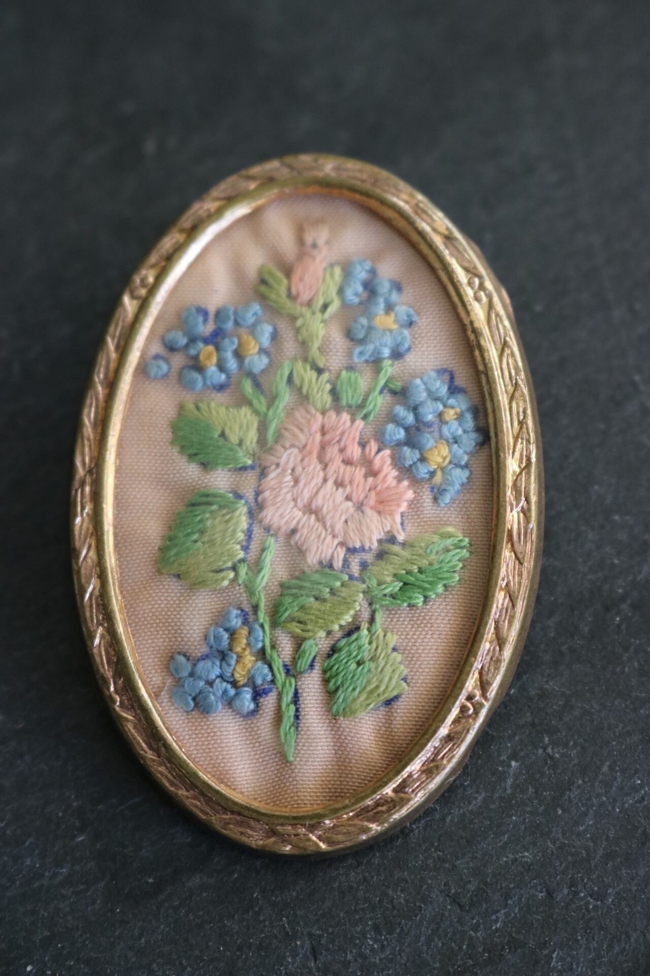 ヴィンテージブローチ