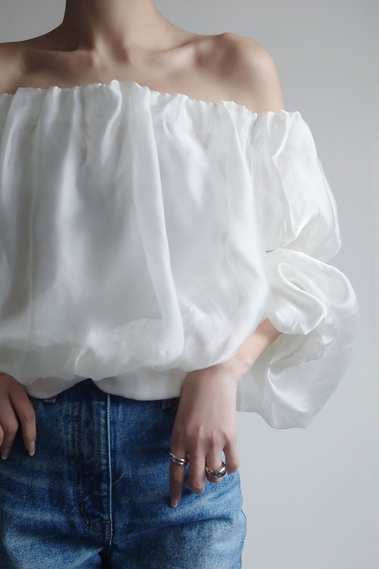 Soft Tulle オフブラウス