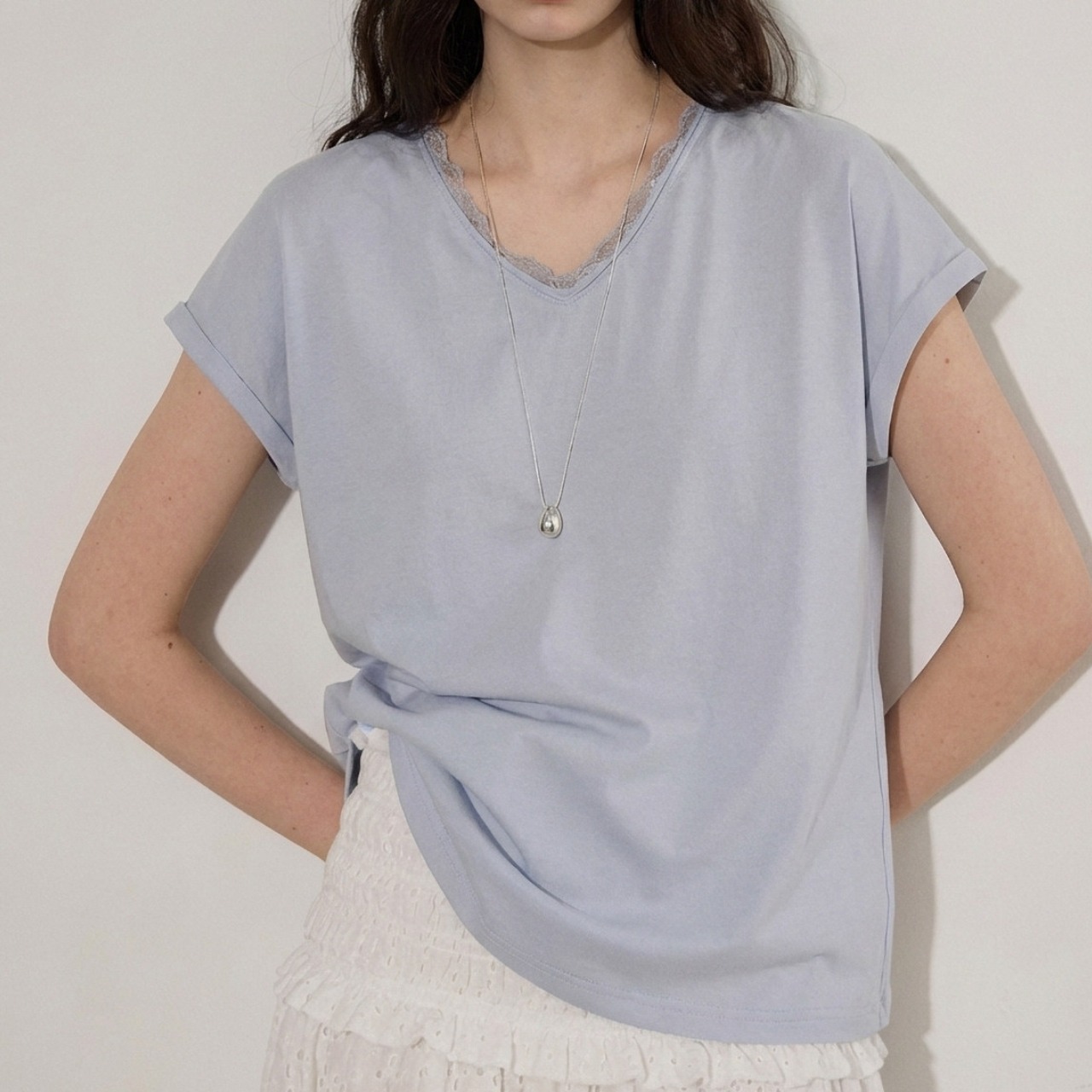 Lace V-neck  T-shirt【4color】  T4501