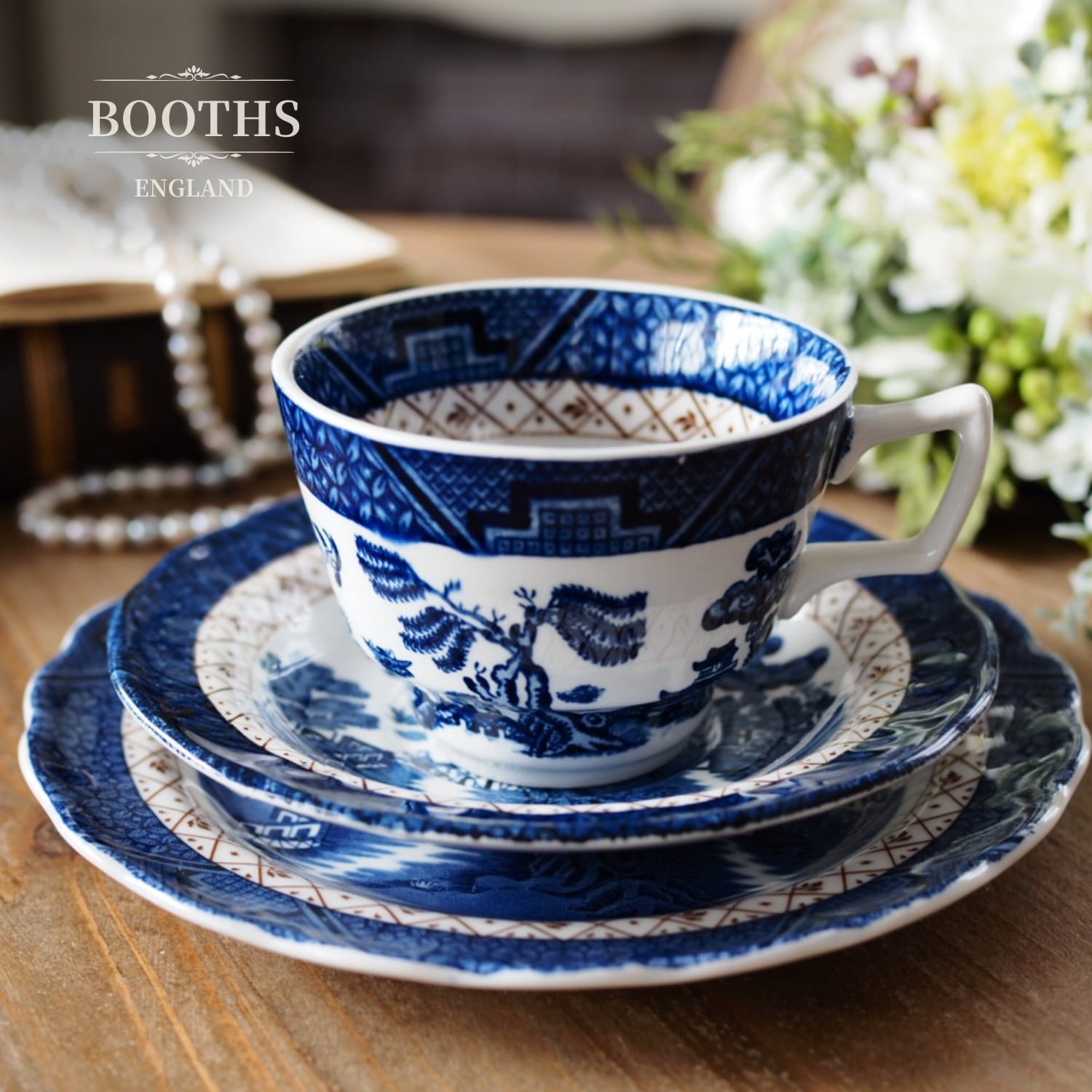 カップ＆ソーサー / トリオ | antique FEELPORT アンティーク食器の専門店