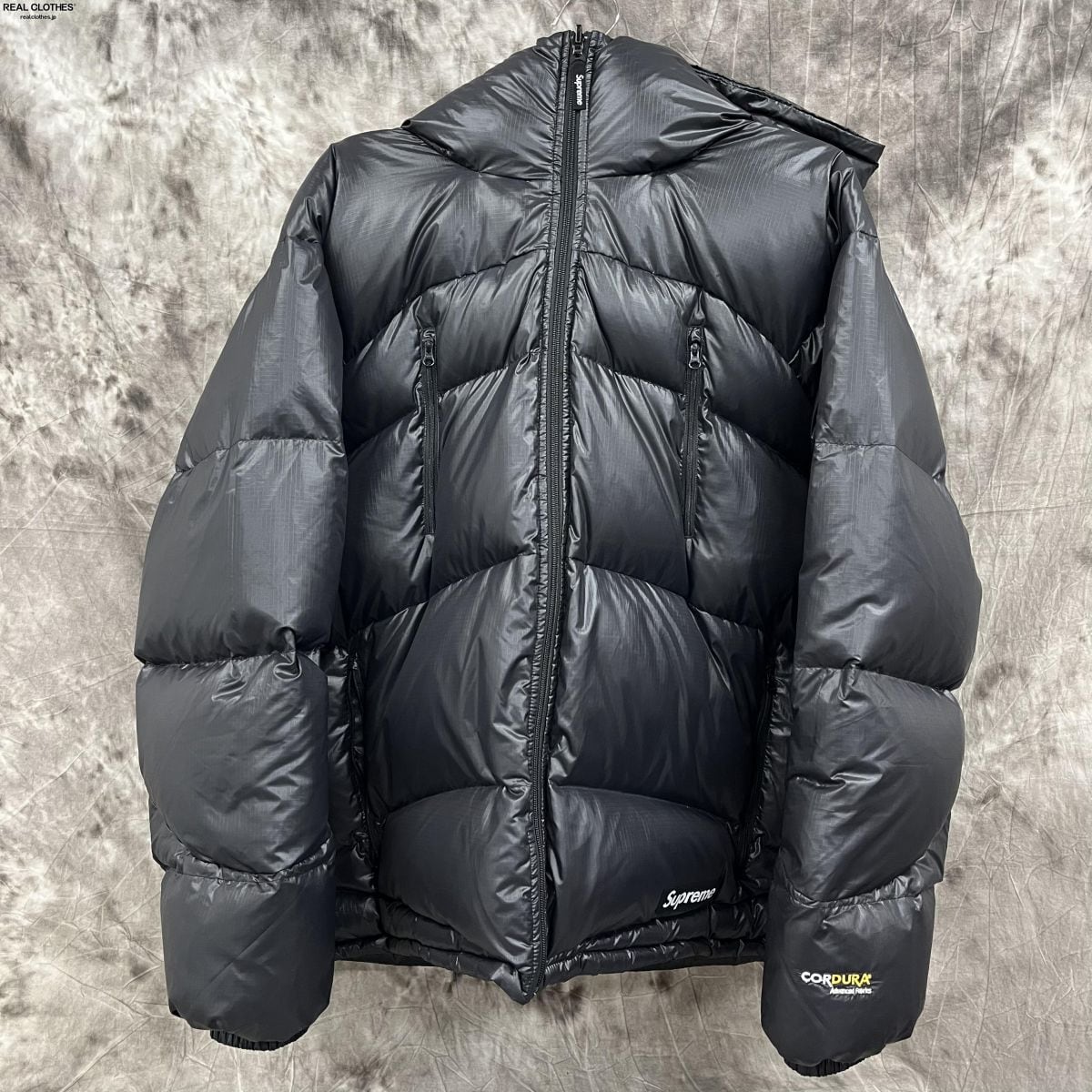 SUPREME シュプリーム 21AW Featherweight Down Jacket フェザーライトウェイトダウンジャケット アームロゴ入りデザインジップアップアウター シルバー