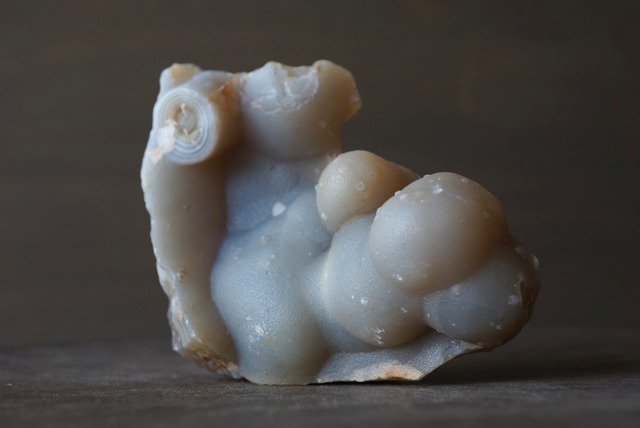 ゴビ砂漠産カルセドニー　Chalcedony 876