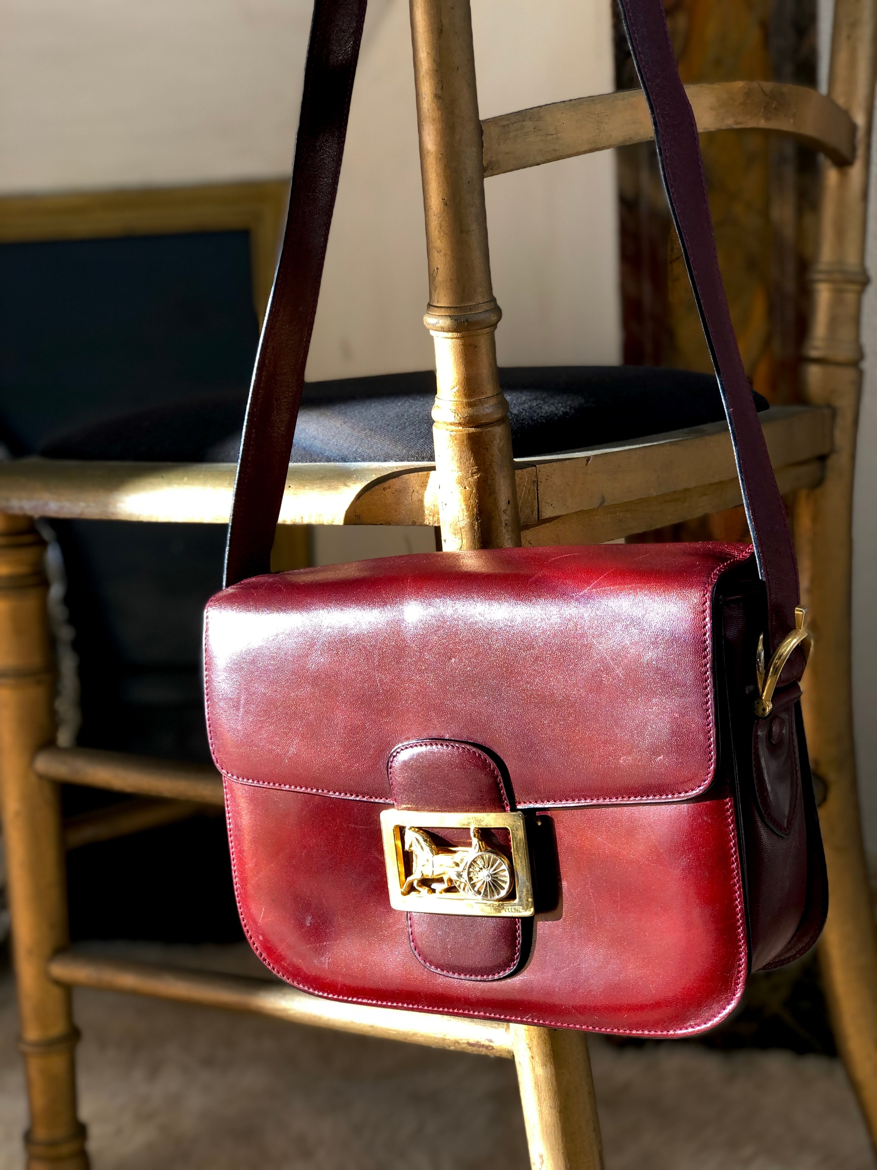 CELINE セリーヌ　馬車 ホースキャリッジ　レザー　ショルダーバッグ　ボルドー　vintage　ヴィンテージ　オールドセリーヌ　er7u4j |  VintageShop solo powered by BASE