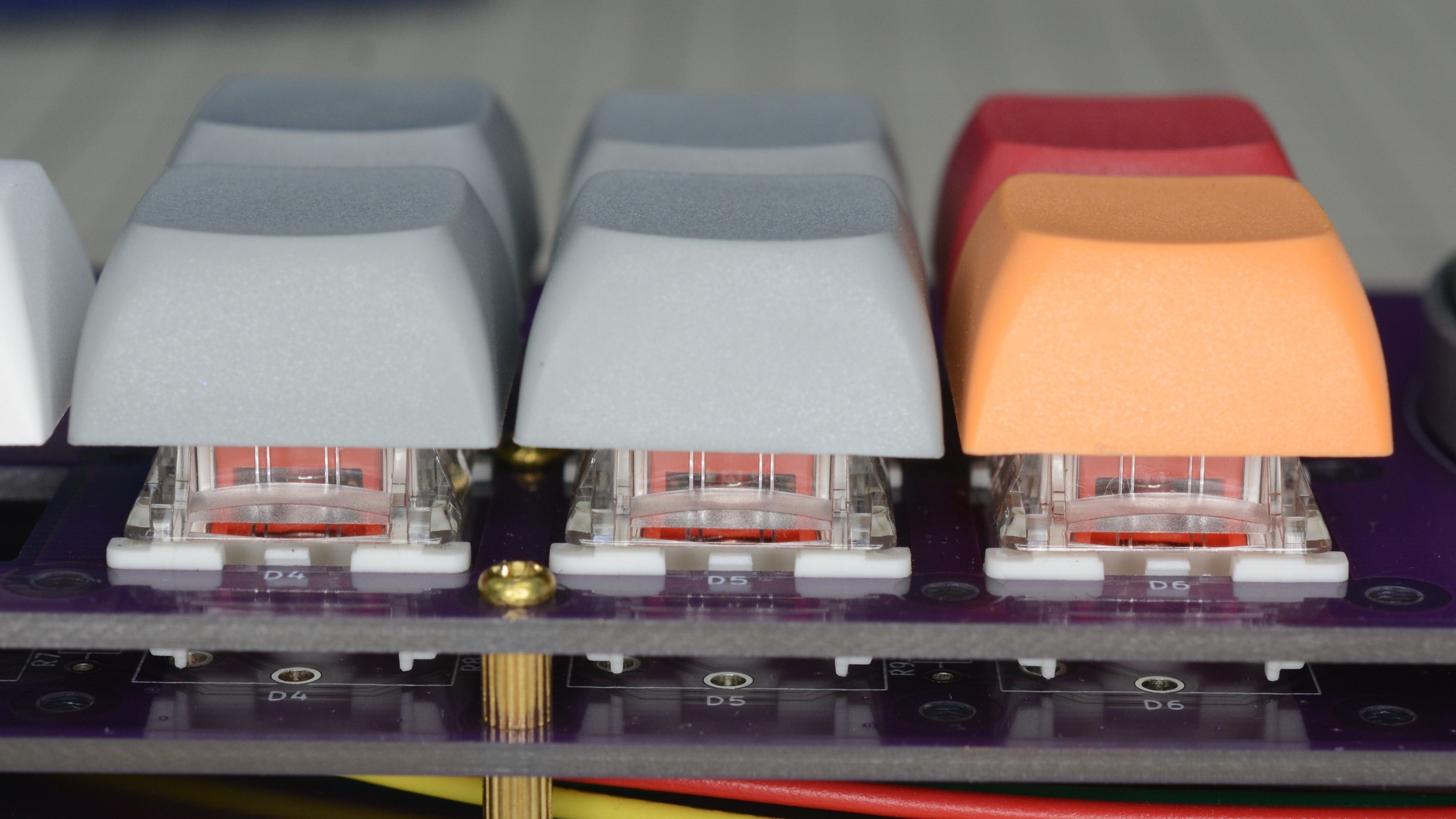 キースイッチ（Cherry MX 赤軸）、キーキャップ（XDAプロファイル