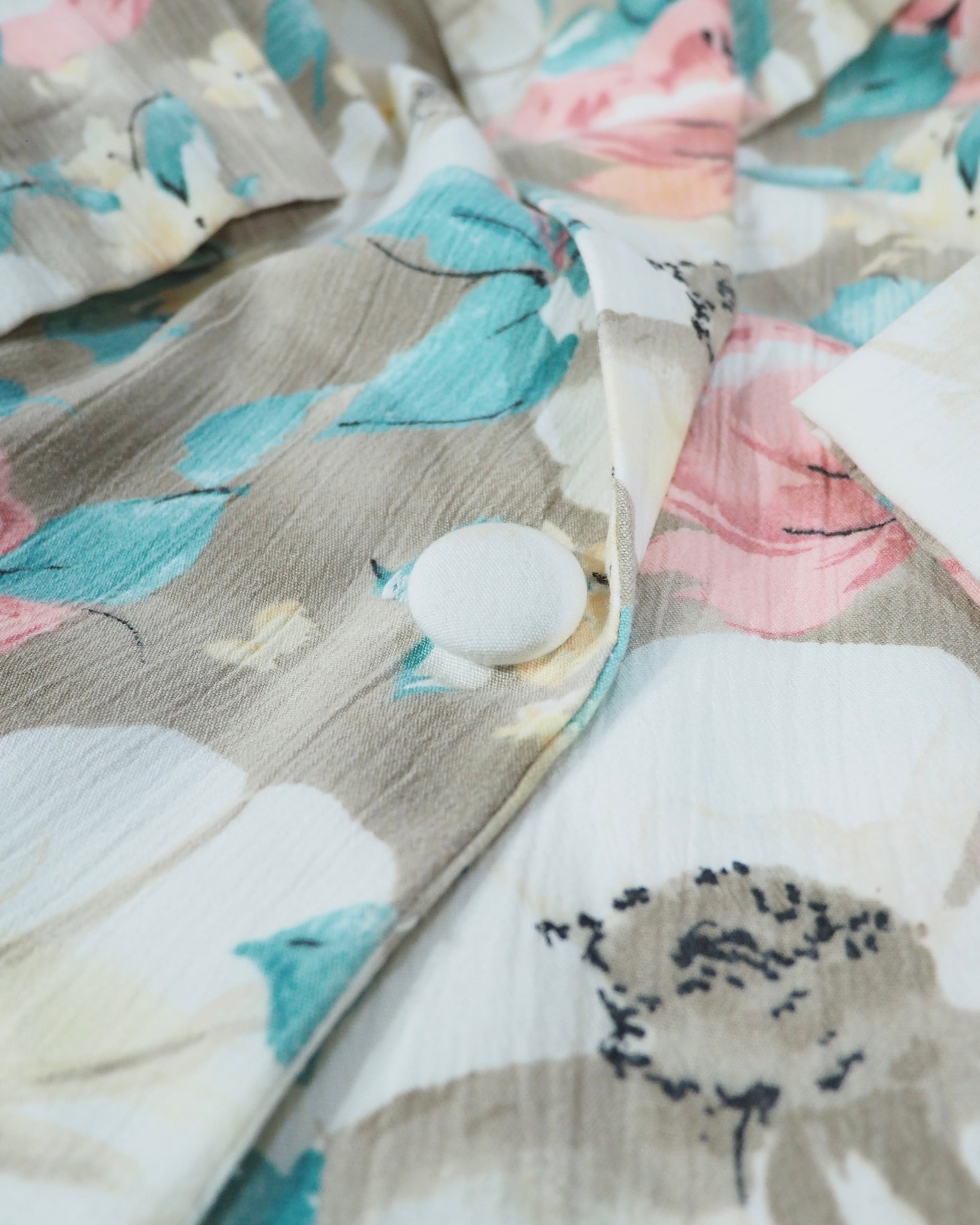 Beautiful Flower pattern vintage loose Easy Tailored Jacket