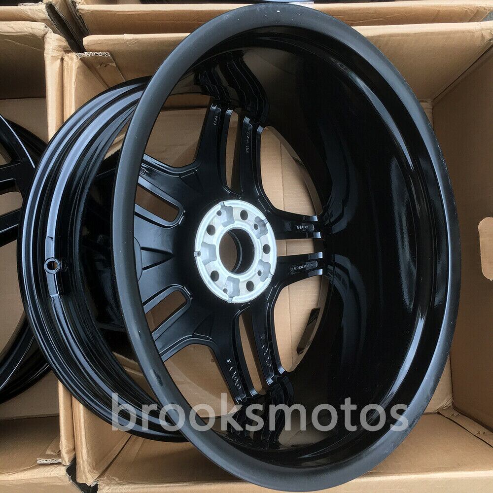 21インチ TWIN 5 スポーク グロス ブラック ホイールセット メルセデス