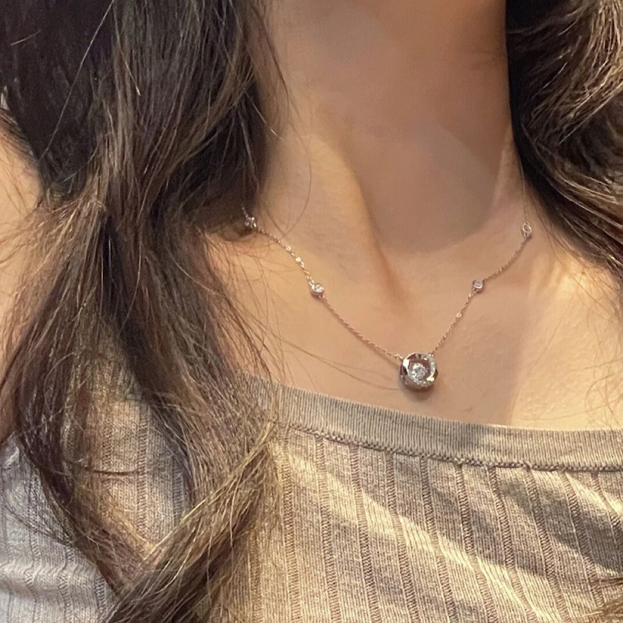 おしゃれ キラキラ セコイド クリスタル レディース ネックレス - 10