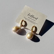 大粒バロックパールピアス