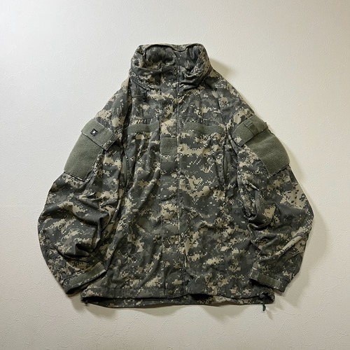 ECWCS GEN3 level5　ソフトシェル　デジタルカモ　エクワックス　レベル5　ミリタリージャケット　グレー　M-R 古着