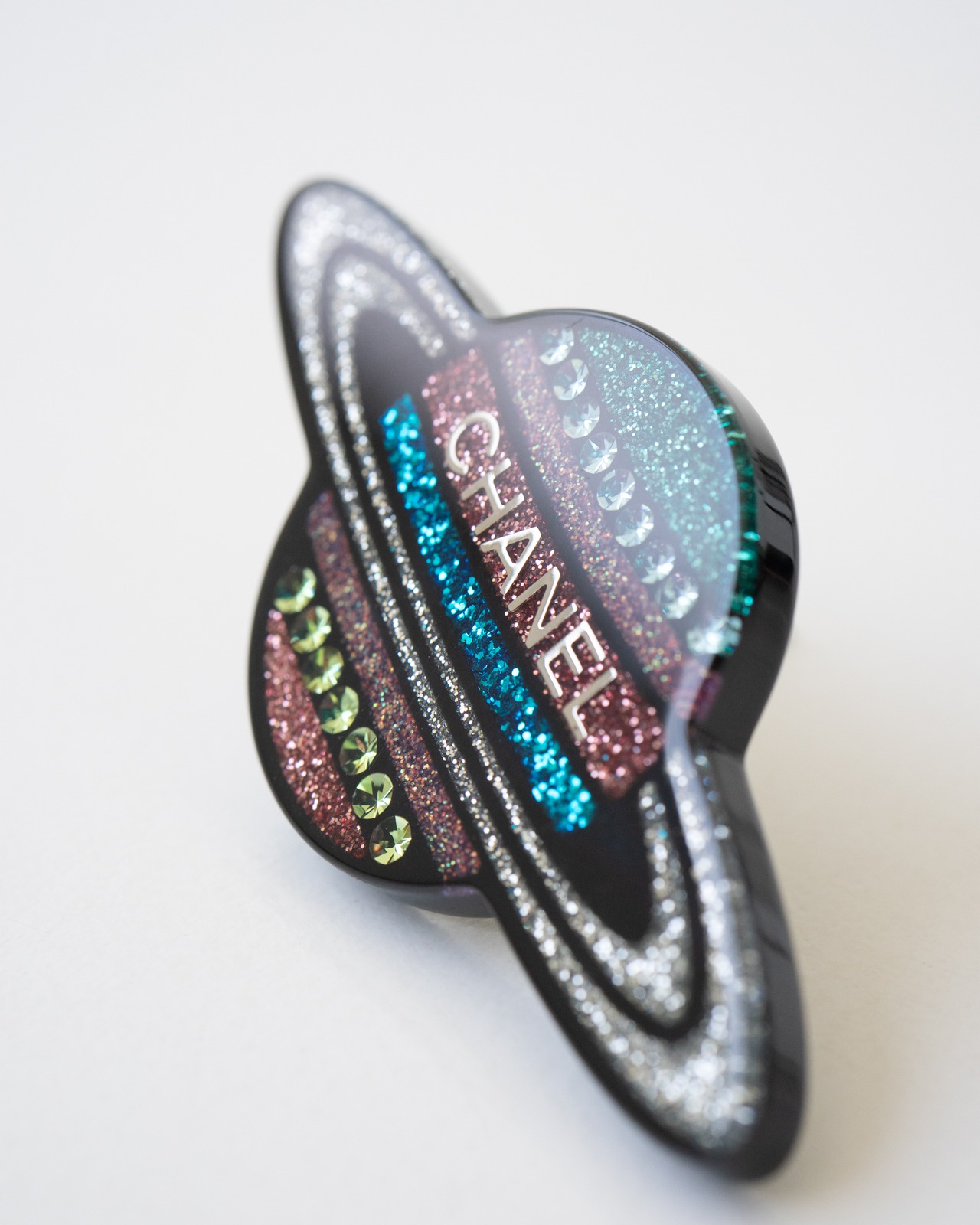 〈CHANEL〉Glittered Saturn Brooch 2017AW