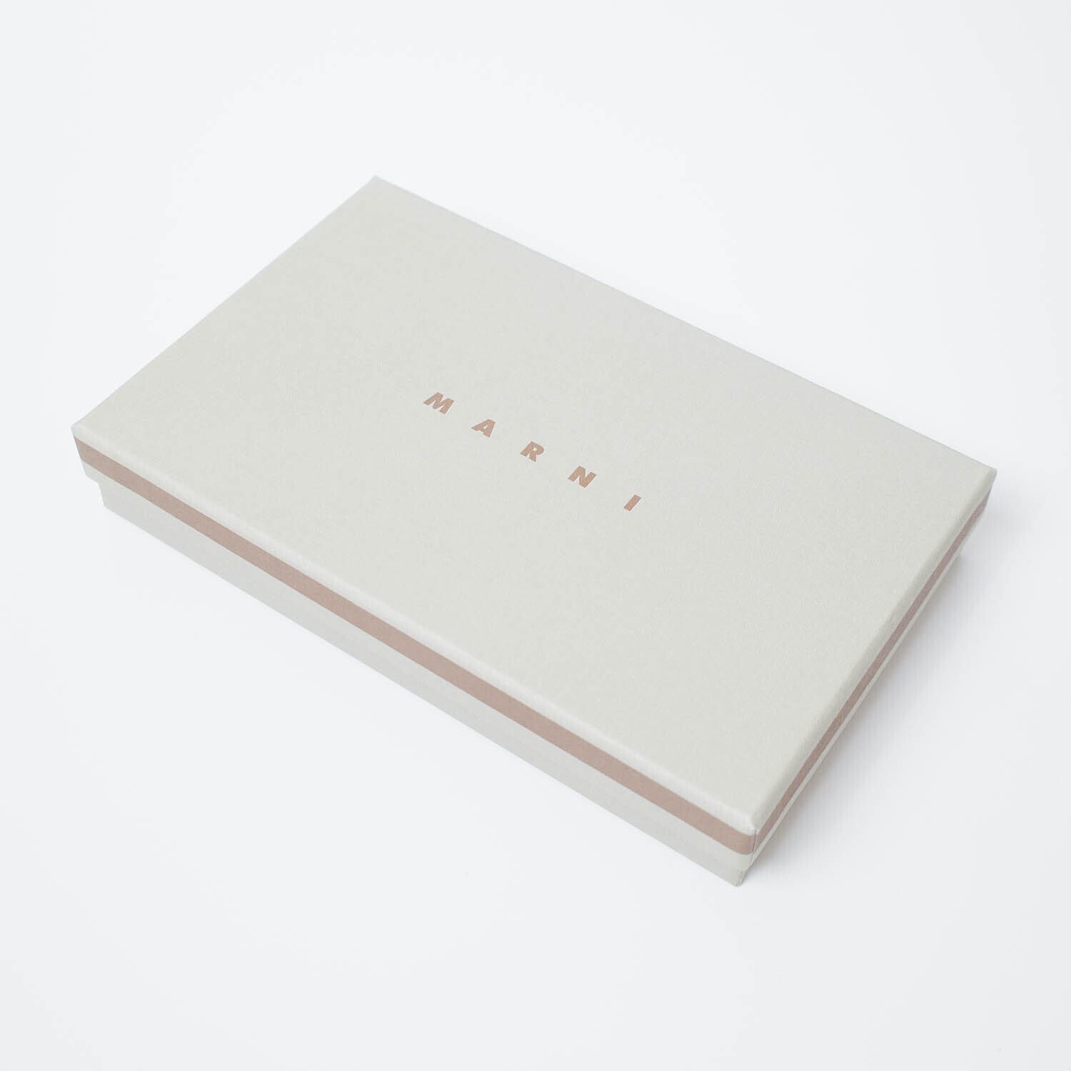 [NEW] MARNI ZIP AROUND LONG WALLET PFMOE11U19